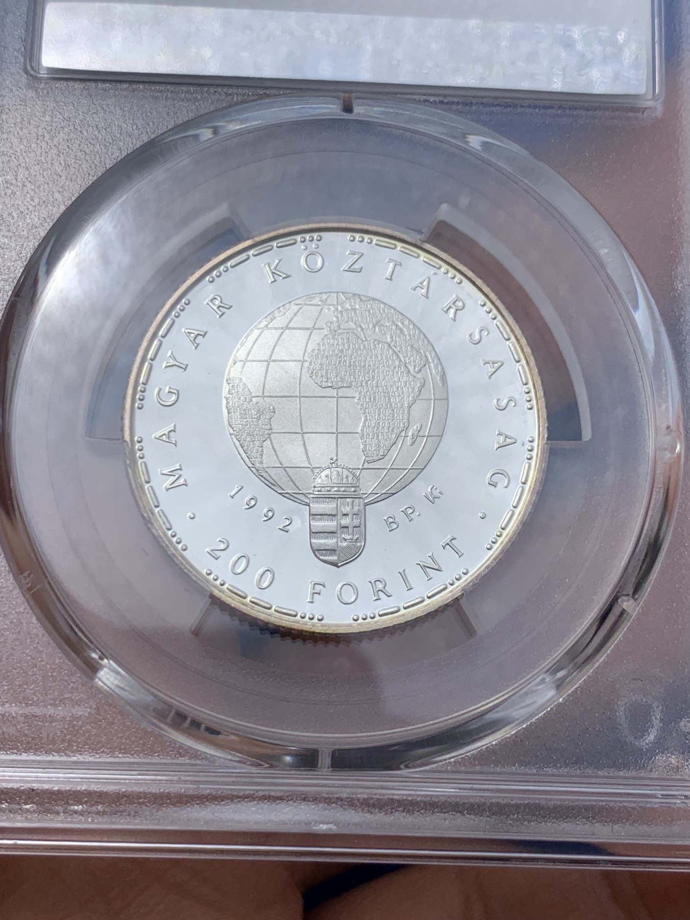 《竞宝斋》第235场-周日，周一，周二，周三 疯狂4连拍 (全场包邮) PCGS金盾 PR68DCAM 匈牙利1992年200福林精制银币，边缘带金色包浆，很漂亮