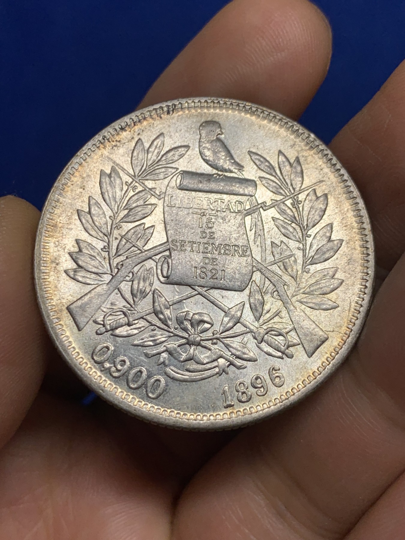 《竞宝斋》第235场-周日，周一，周二，周三 疯狂4连拍 (全场包邮) 危地马拉1896年1比索大银币 原光好品