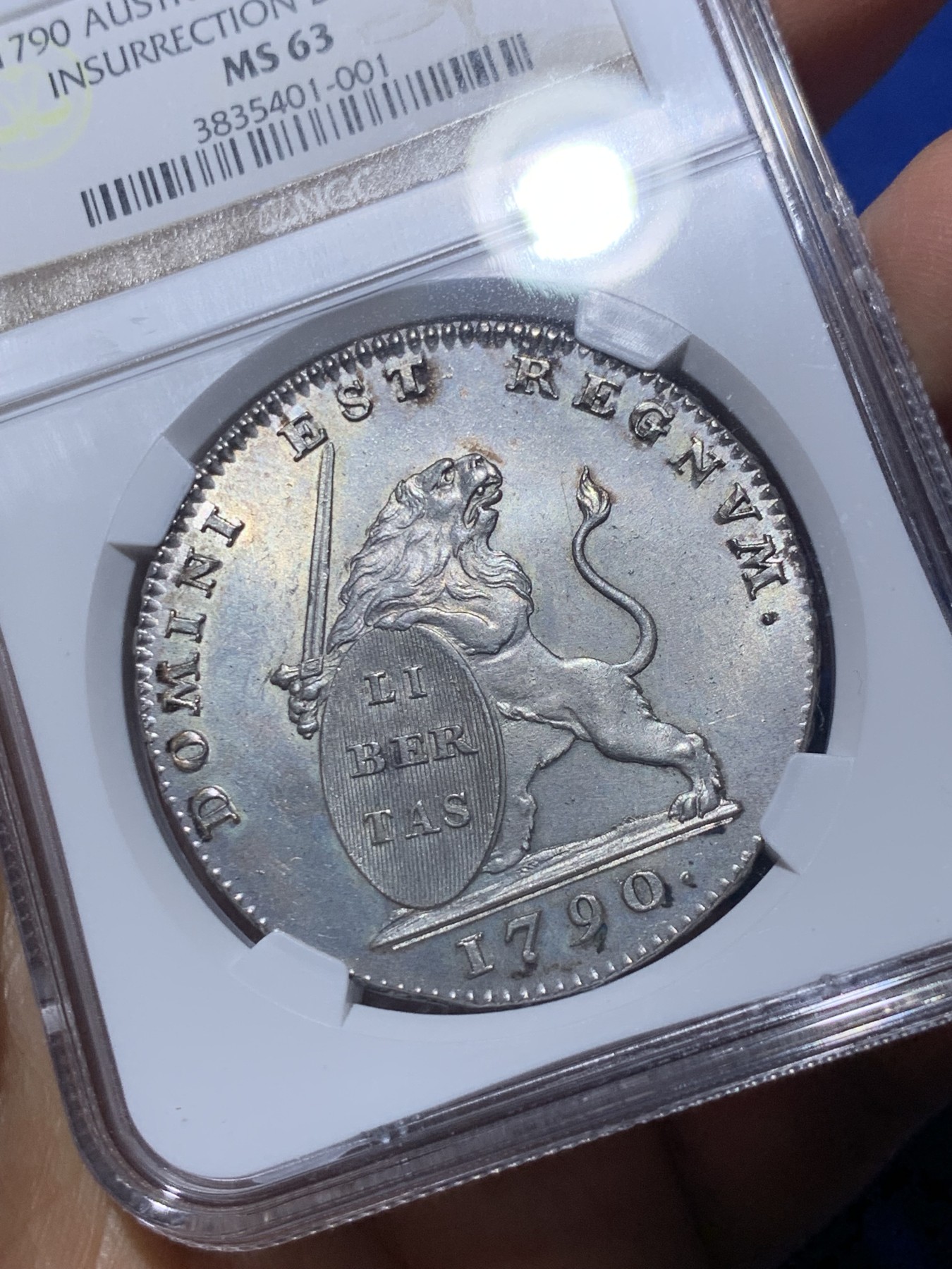 《竞宝斋》第235场-周日，周一，周二，周三 疯狂4连拍 (全场包邮) NGC MS63 奥属尼德兰 1790 比利时合众国（只存在了11个月） 第一次起义时期铸造 3弗洛林大银币 32.67克 状态近乎完美 63分中的战斗机