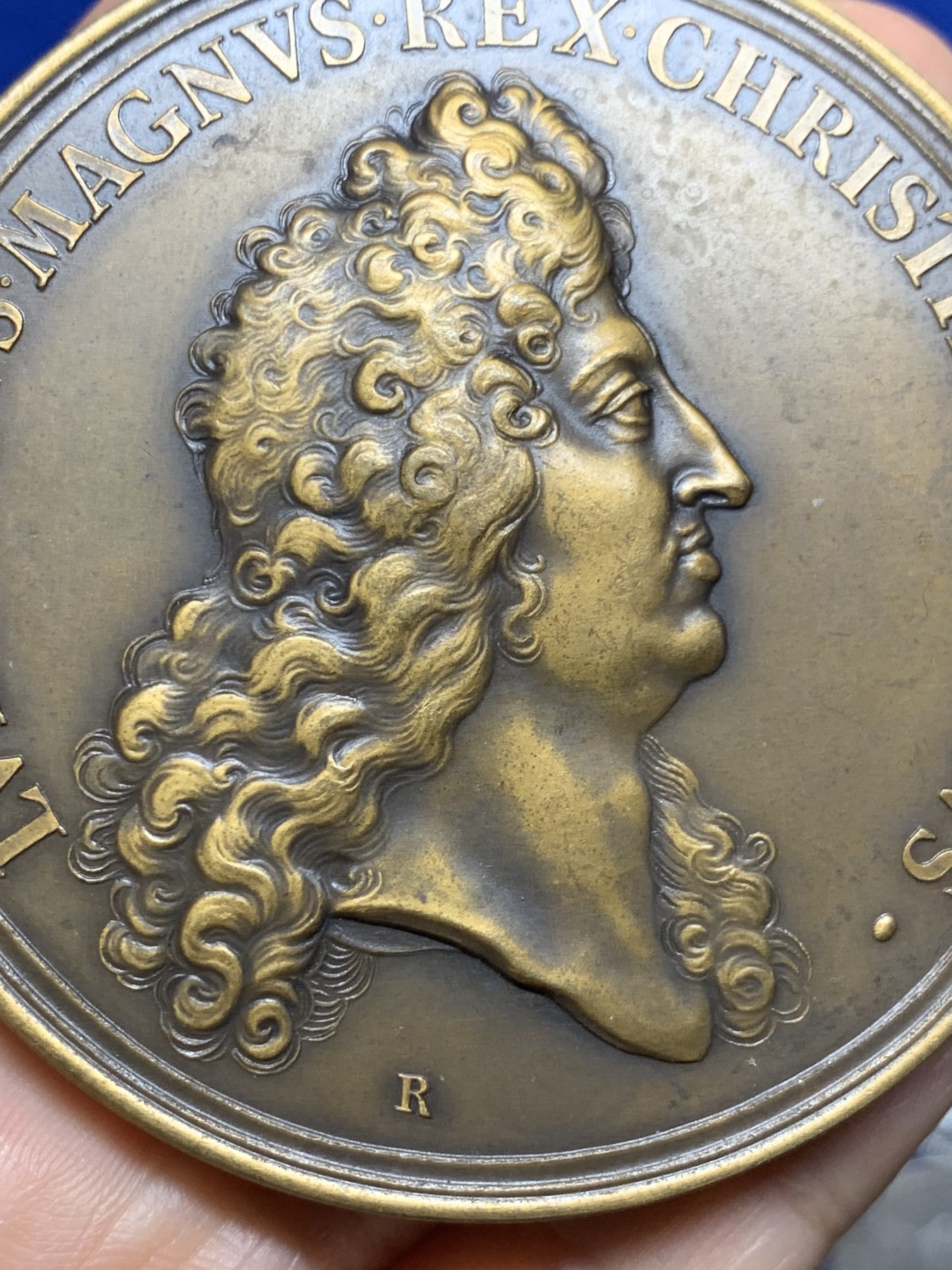 《竞宝斋》第235场-周日，周一，周二，周三 疯狂4连拍 (全场包邮) 1676年 法国太阳王路易十四大铜章，直径72mm，重156g，丰饶角边铭，后铸版