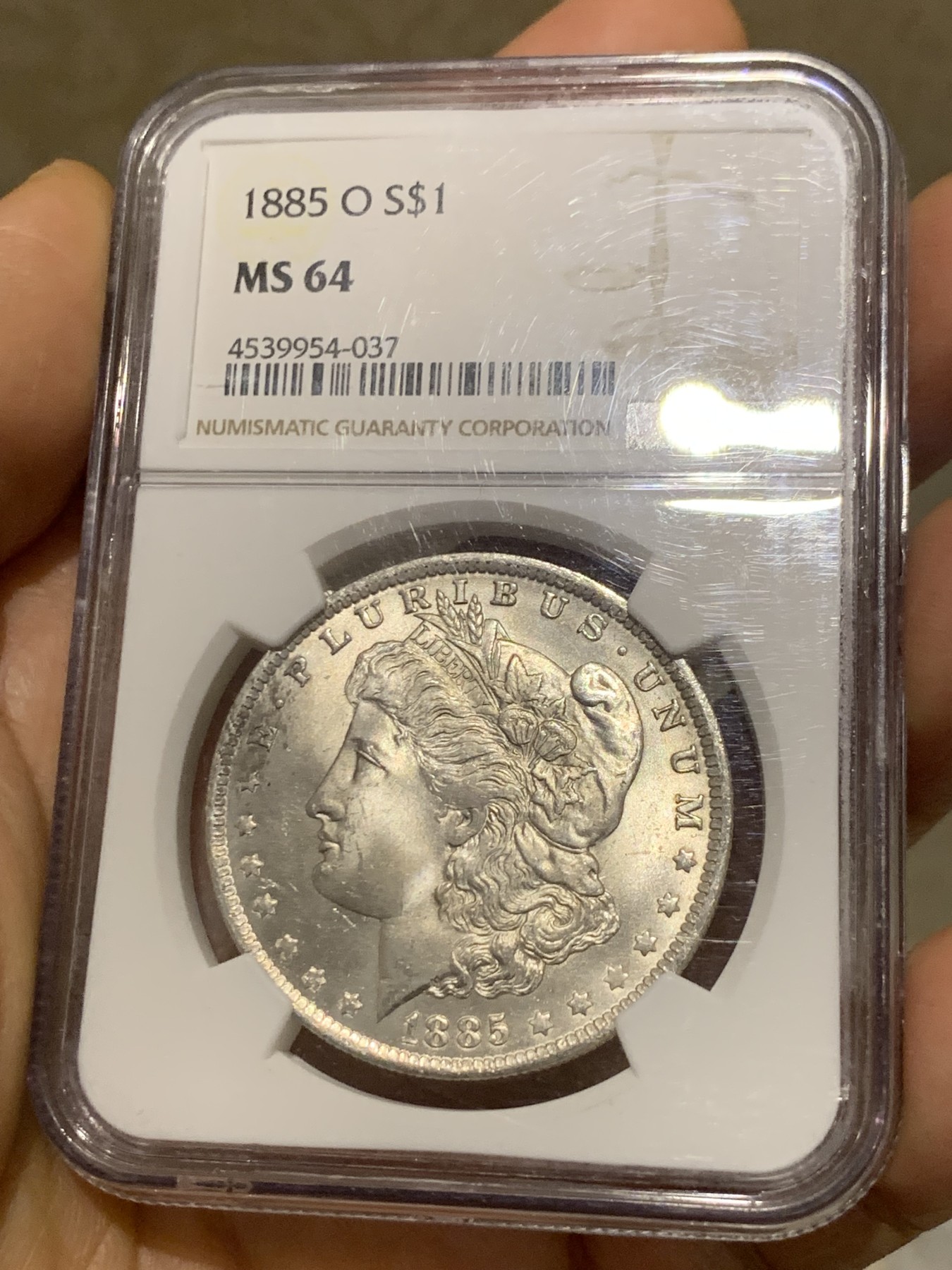 《竞宝斋》第235场-周日，周一，周二，周三 疯狂4连拍 (全场包邮) NGC-MS64 美国1885年摩根1美元 银光闪闪 MS-64标准分数 一步到位