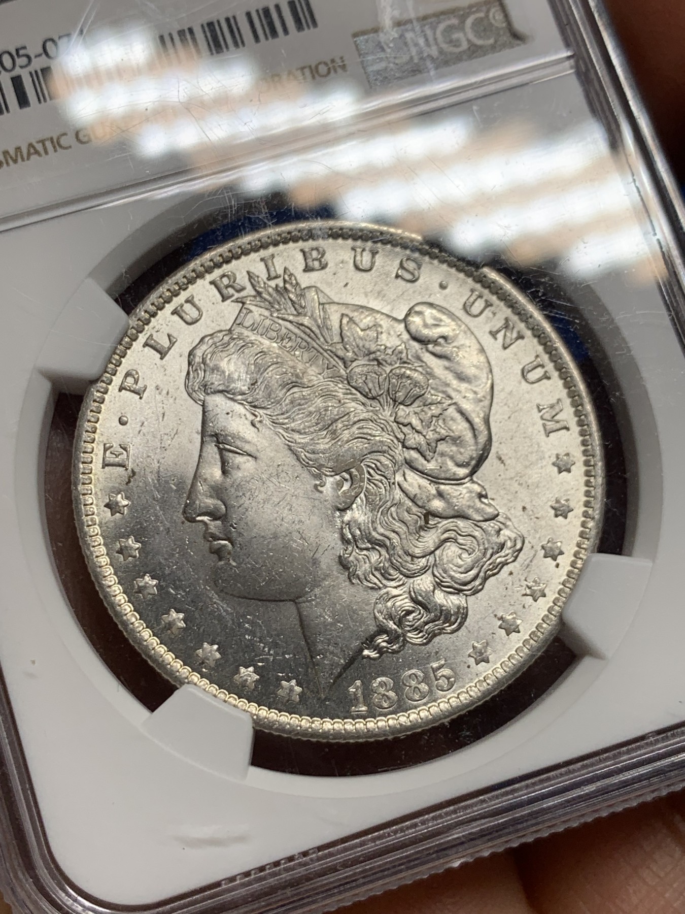 《竞宝斋》第235场-周日，周一，周二，周三 疯狂4连拍 (全场包邮) NGC-MS62 美国1885年O版摩根银元