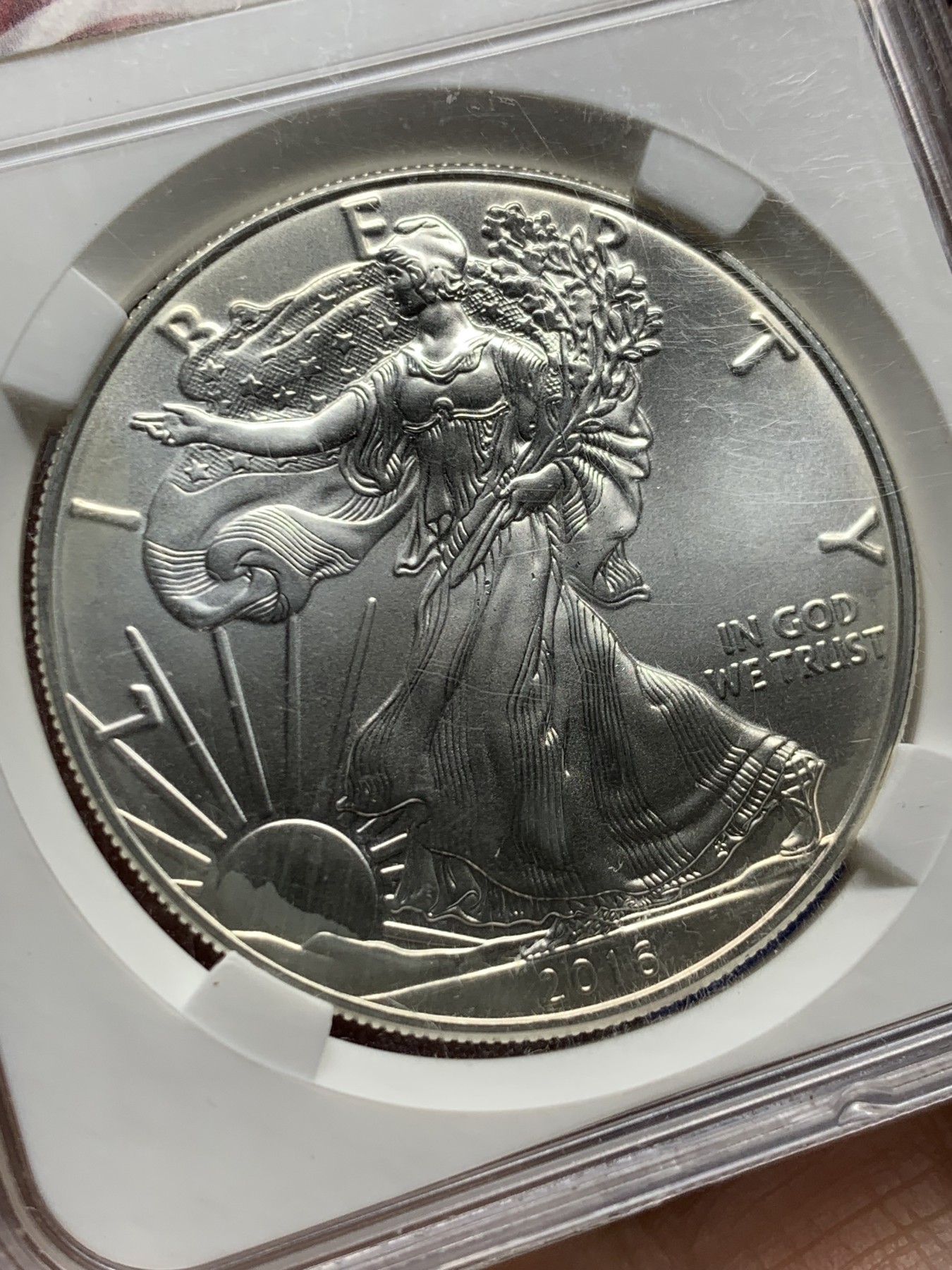 《竞宝斋》第235场-周日，周一，周二，周三 疯狂4连拍 (全场包邮) NPGS-CPS 美国2016年行走女神1美元纪念银币