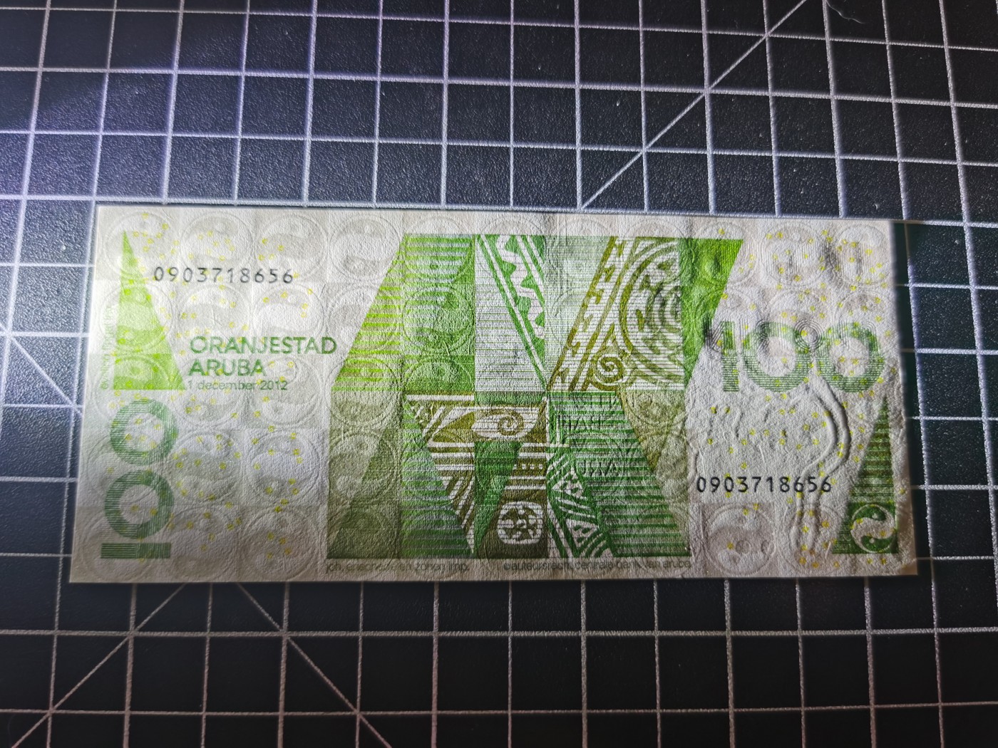 Immortal auction(精品场) 阿鲁巴100，（2012版），少见，Unc