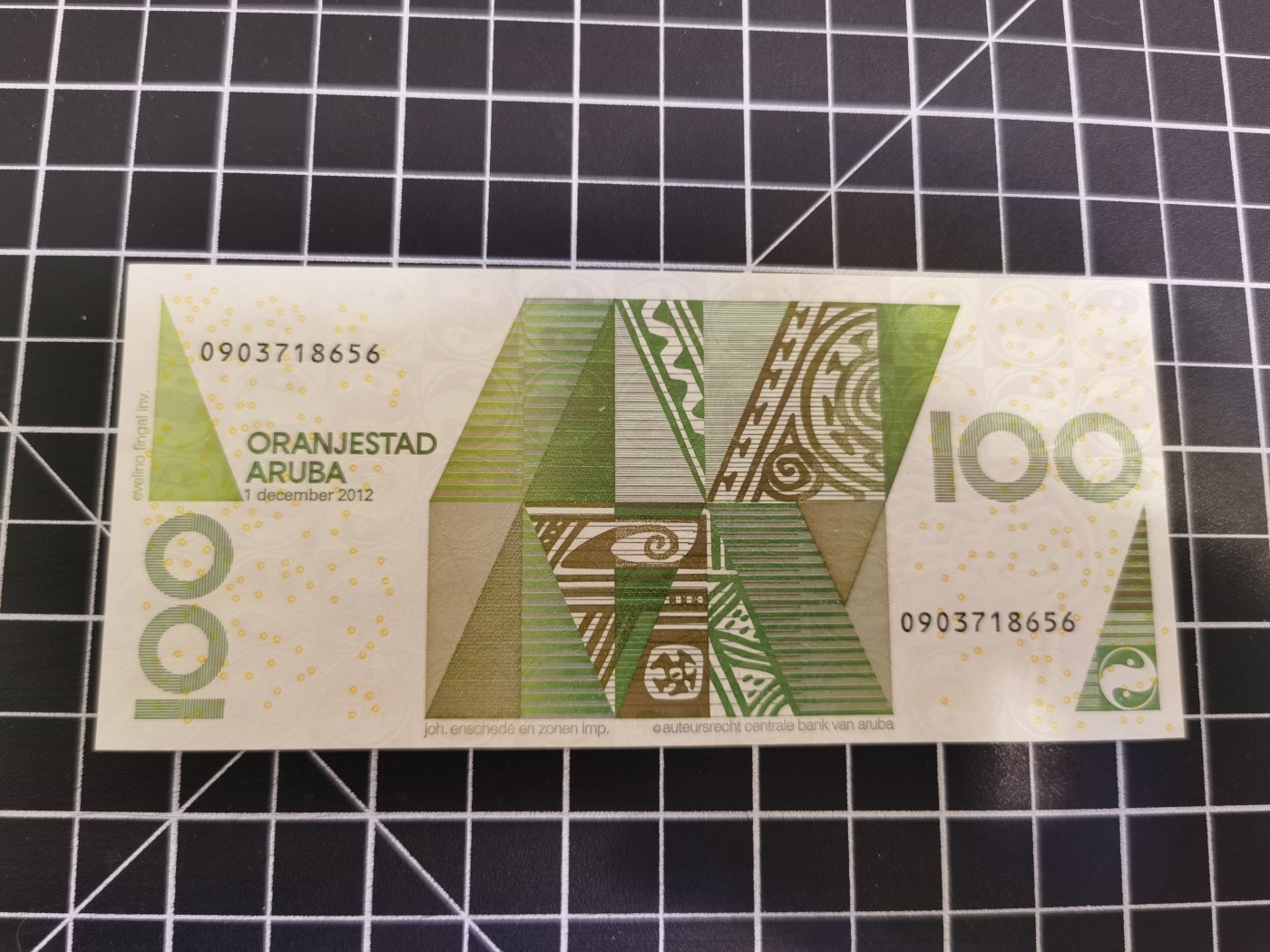 Immortal auction(精品场) 阿鲁巴100，（2012版），少见，Unc