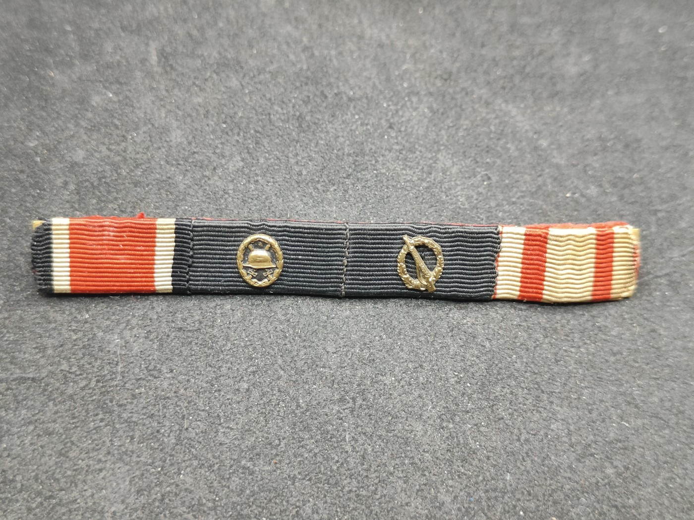 全场0元起拍 第128期 咸鱼国勋章拍卖专场 1月24日（周三）下午6：00开始 西德57版四连略