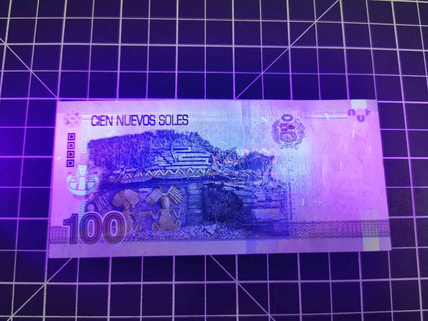 Immortal auction(精品场) 秘鲁100，AA，Unc