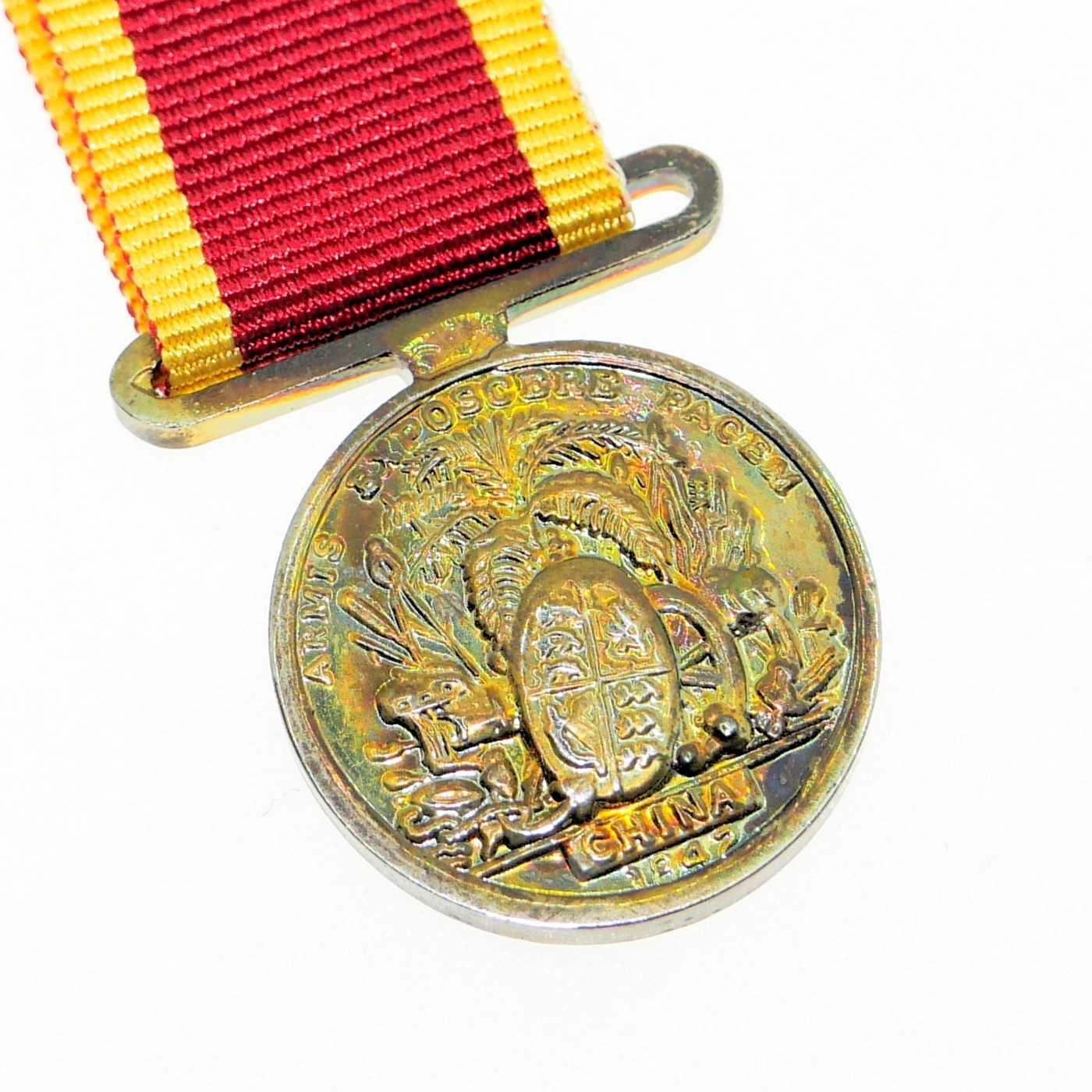 勋章奖章交易所1月27日兔年最后一拍 英国一鸦奖章迷你尺寸