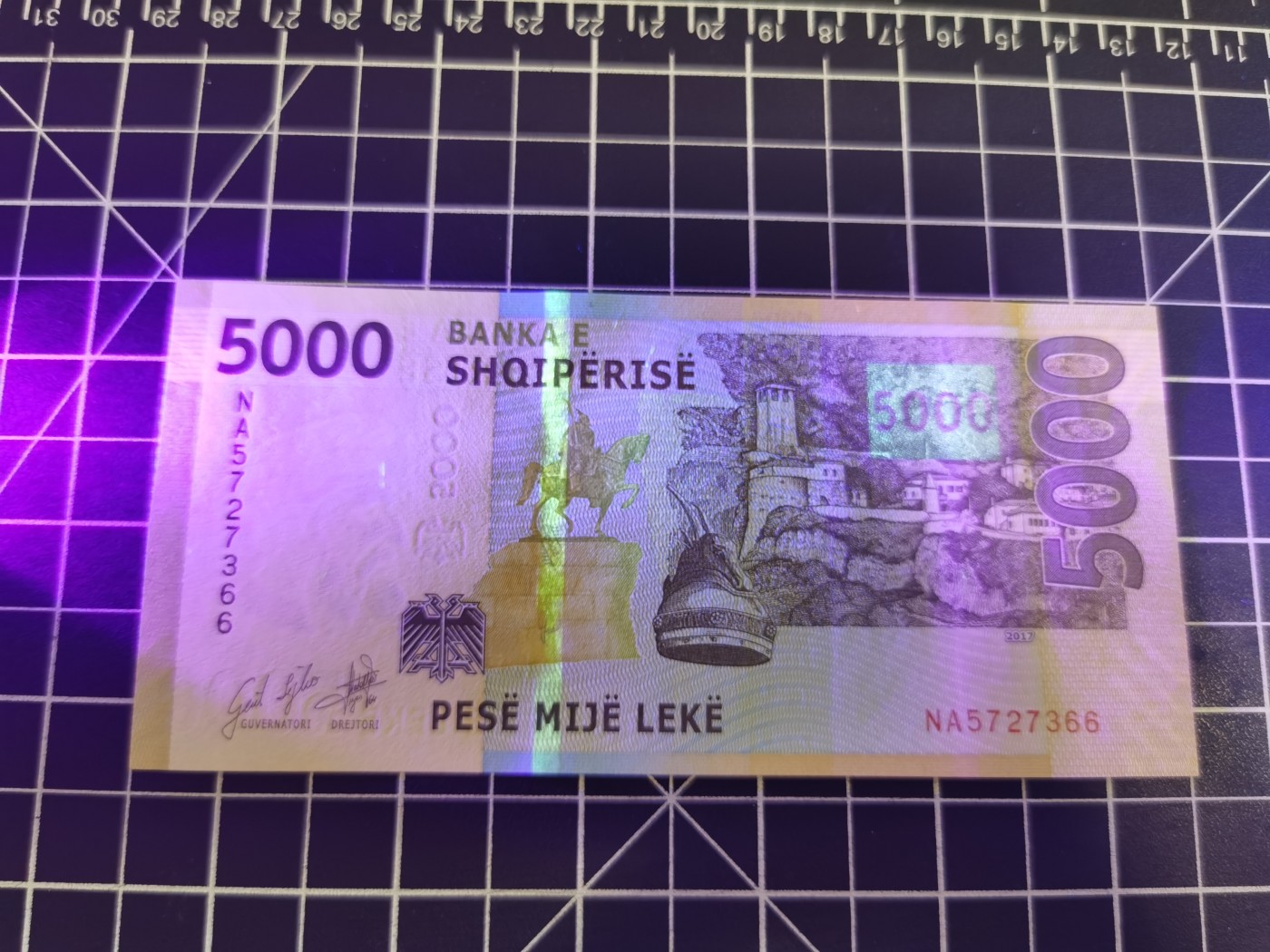 Immortal auction(精品场) 阿尔巴尼亚5000，66尾，Unc