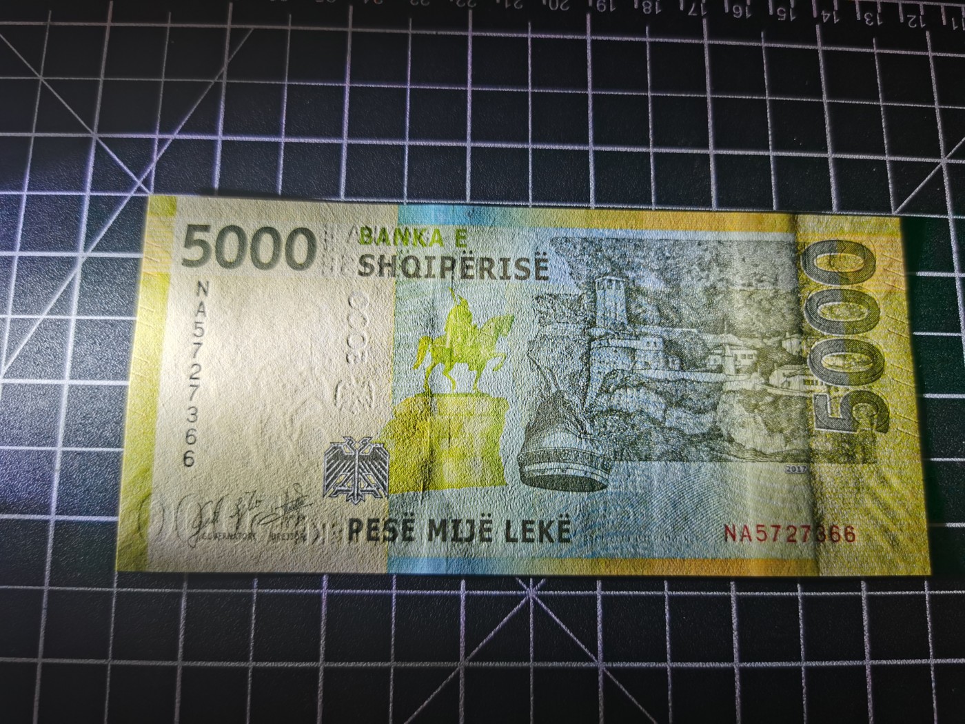 Immortal auction(精品场) 阿尔巴尼亚5000，66尾，Unc