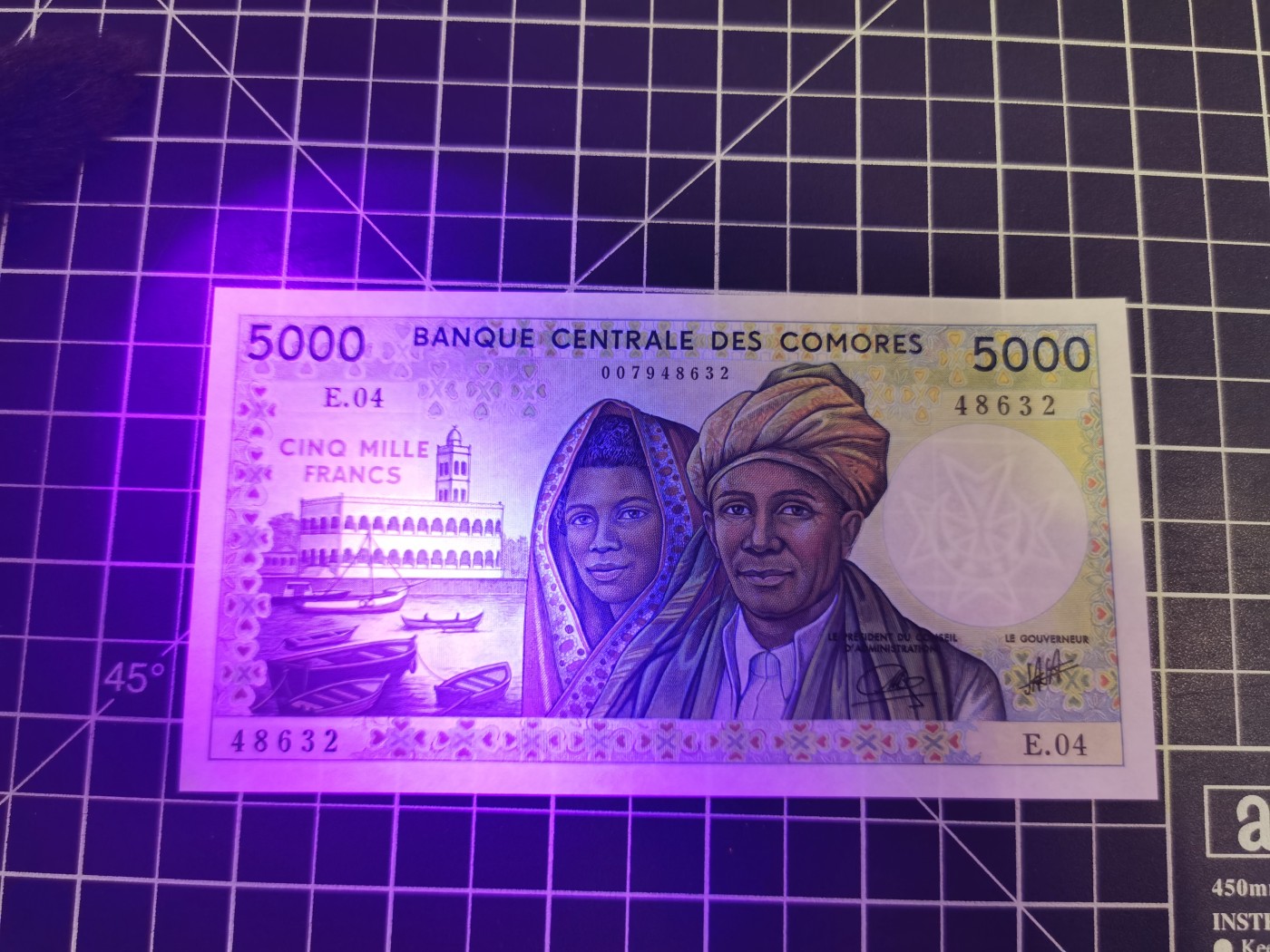 Immortal auction(精品场) 科摩罗5000 Unc