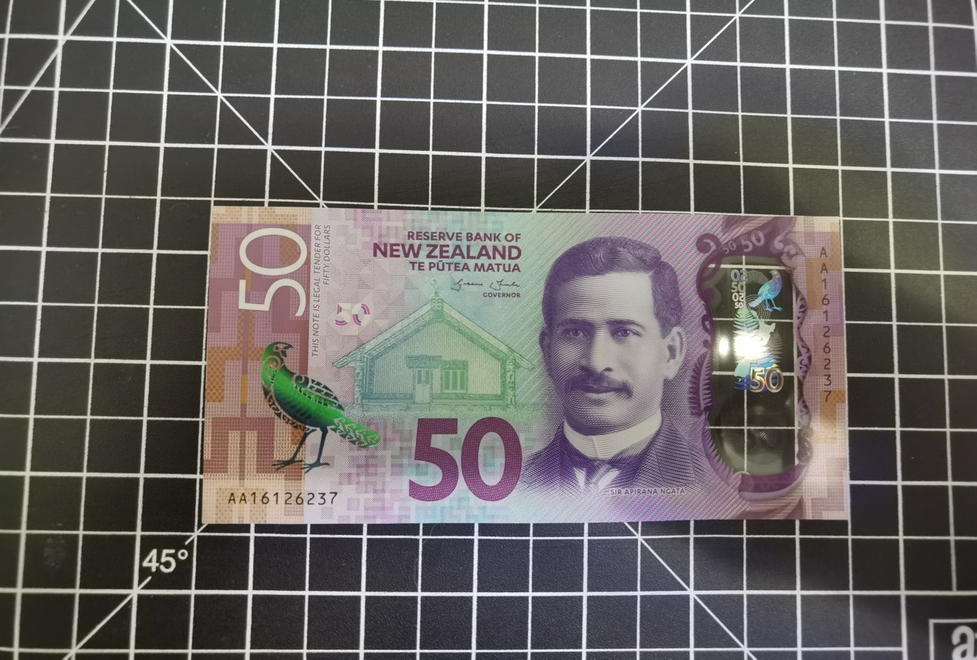 Immortal auction(精品场) 新西兰50，AA16，背面精彩，Unc