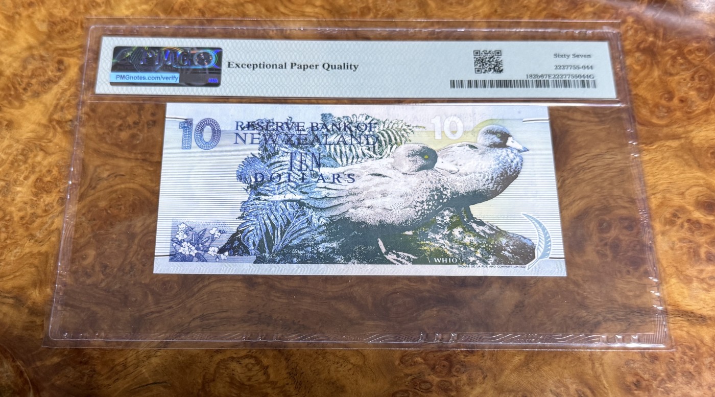 Chase Auction 第22期 - - 外钞、民国钞和人民币混合场！ 1994年新西兰10元，PMG67！