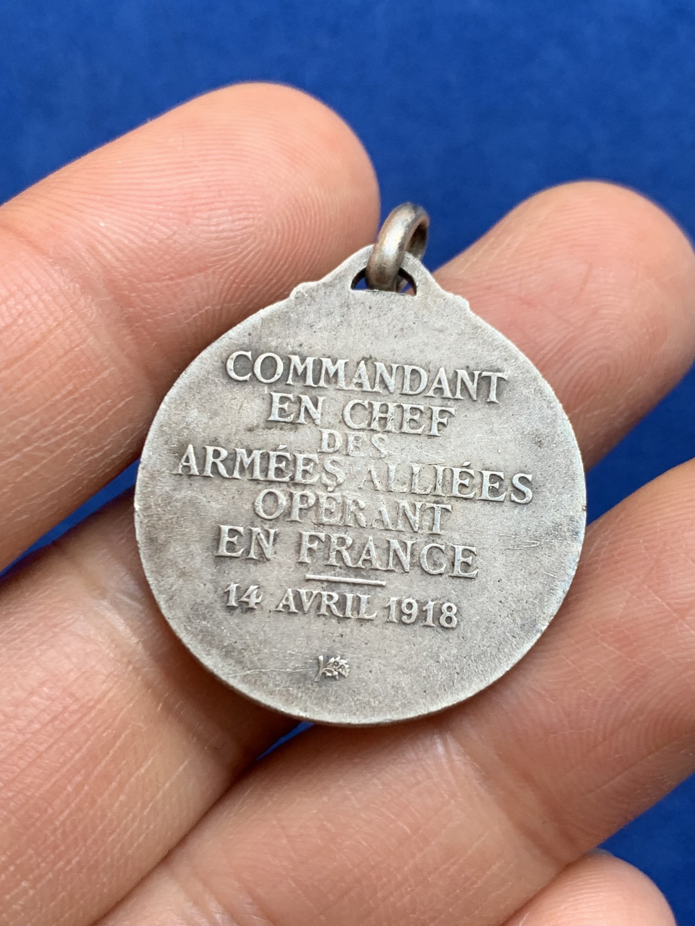 《竞宝斋》第238场-周日，周一，周二，周三 疯狂4连拍 (全场包邮) 法国 1918年 陆军统帅费迪南 8.19克 28mm