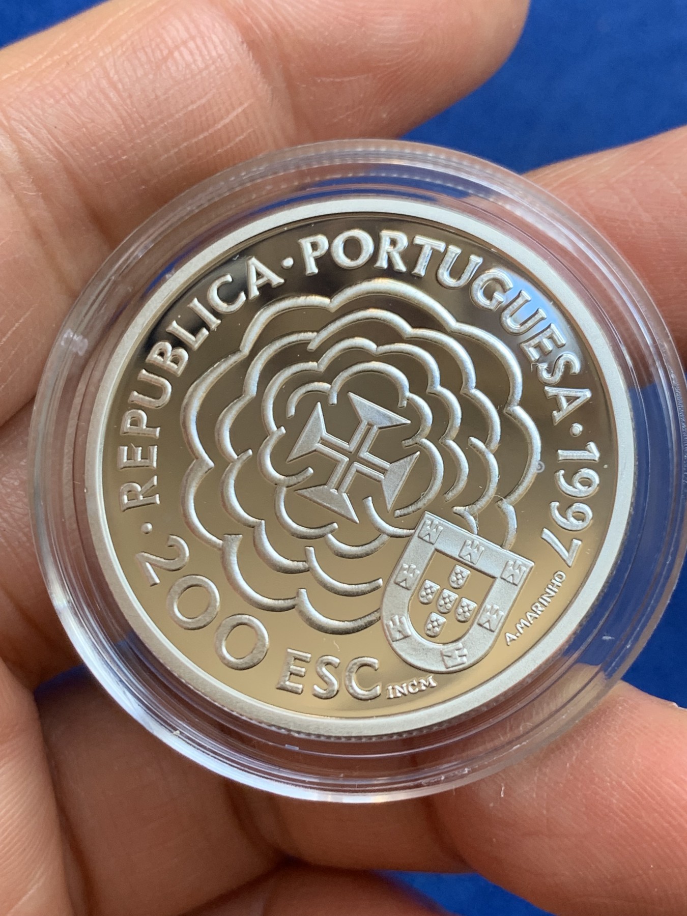 《竞宝斋》第238场-周日，周一，周二，周三 疯狂4连拍 (全场包邮) 葡萄牙1997年发现新大陆航海家系列200埃斯库多精制大银币  单枚26.5克 925银