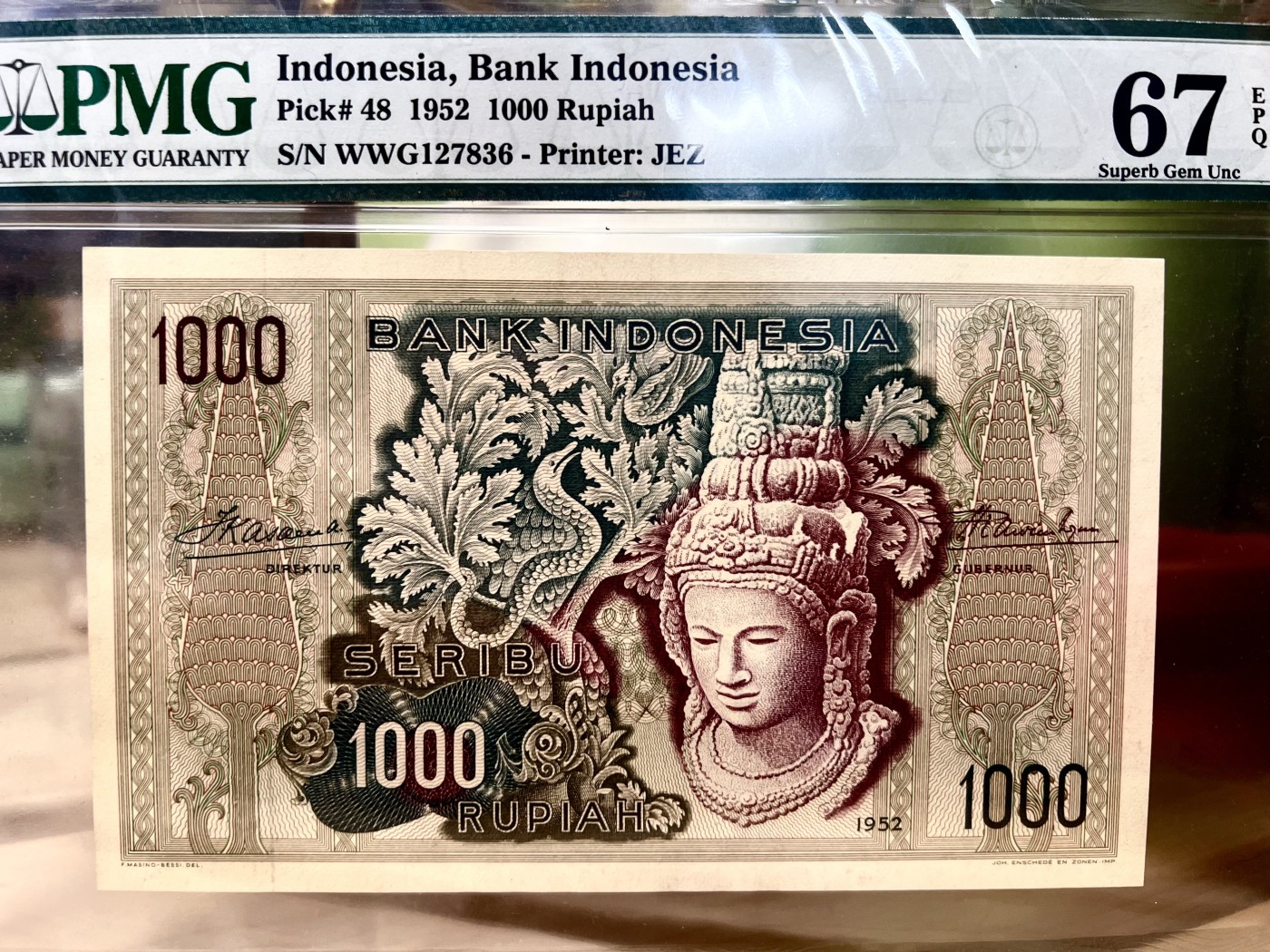 【Blue Auction】✨世界纸币精拍第425期【精】   【冠军分仅3张 非补号版更稀少 名家旧藏】印尼 1952年1000卢比 最高值 PMG67EPQ超高分 该顶级分数国外各大拍卖也鲜有出现 值得收藏 世界遗产婆罗浮屠是9世纪当时世上最大型的佛教建筑物，2012年6月底，被吉尼斯确认为当今世界上最大的佛寺，与中国的长城、印度的泰姬陵、柬埔寨的吴哥窟并称为古代东方四大奇迹。