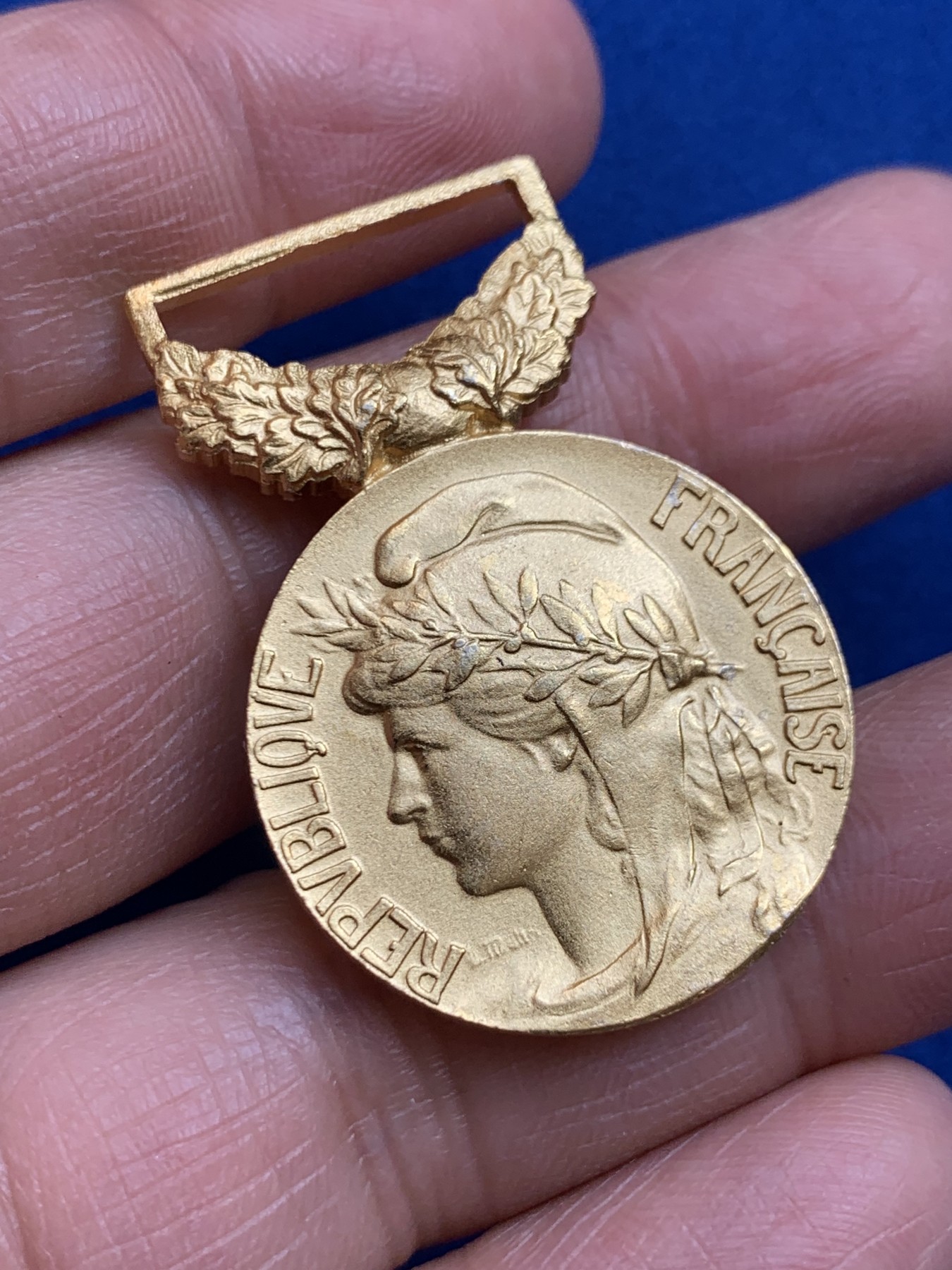 《竞宝斋》第238场-周日，周一，周二，周三 疯狂4连拍 (全场包邮) 法国 二十世纪 女神 镀金铜章 11.74克 