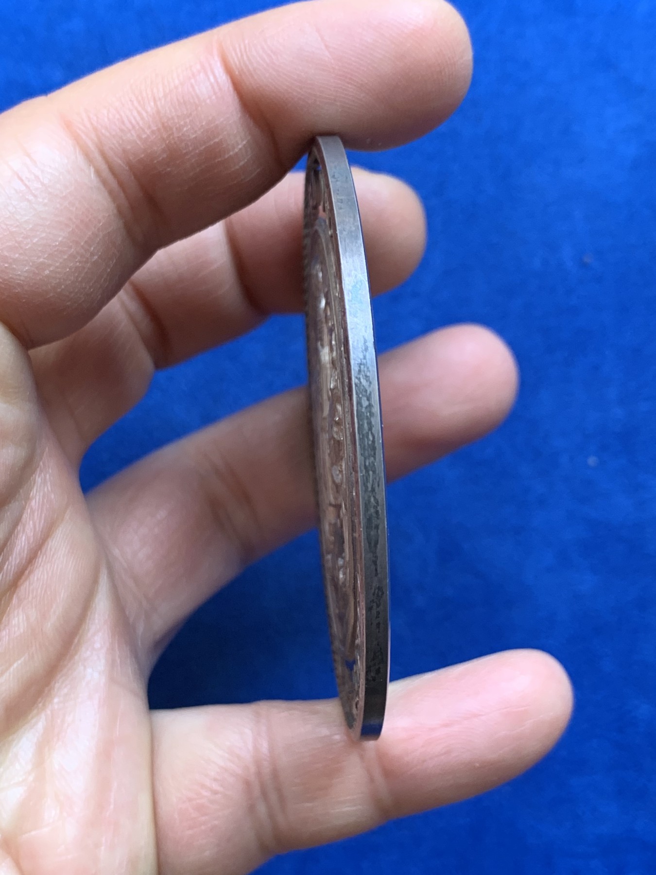 《竞宝斋》第238场-周日，周一，周二，周三 疯狂4连拍 (全场包邮) 西班牙 马剑玫瑰 高浮雕 大银章 59.9克 65.1mm