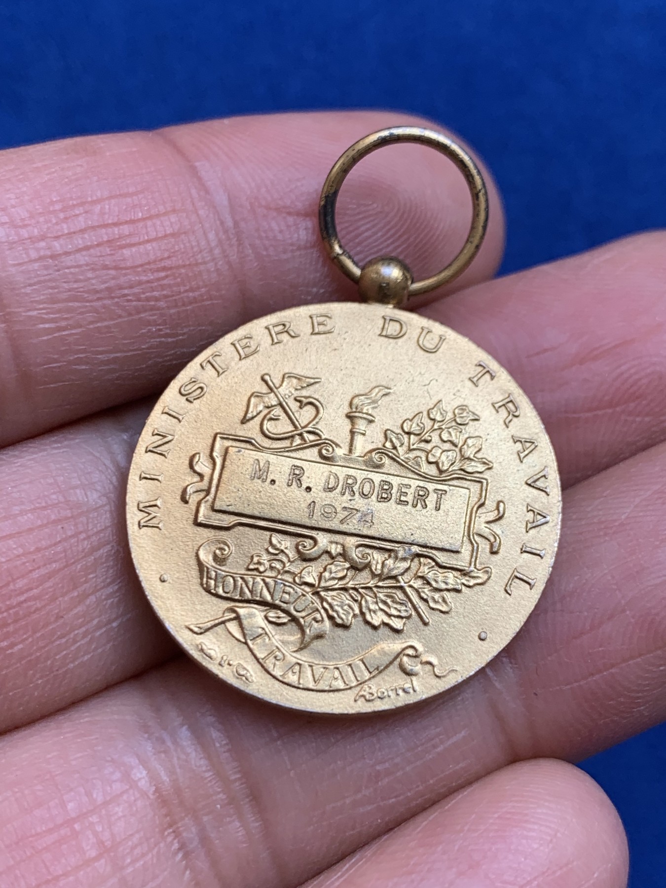 《竞宝斋》第238场-周日，周一，周二，周三 疯狂4连拍 (全场包邮) 法国1974年 女神 镀金银章 10克 27mm