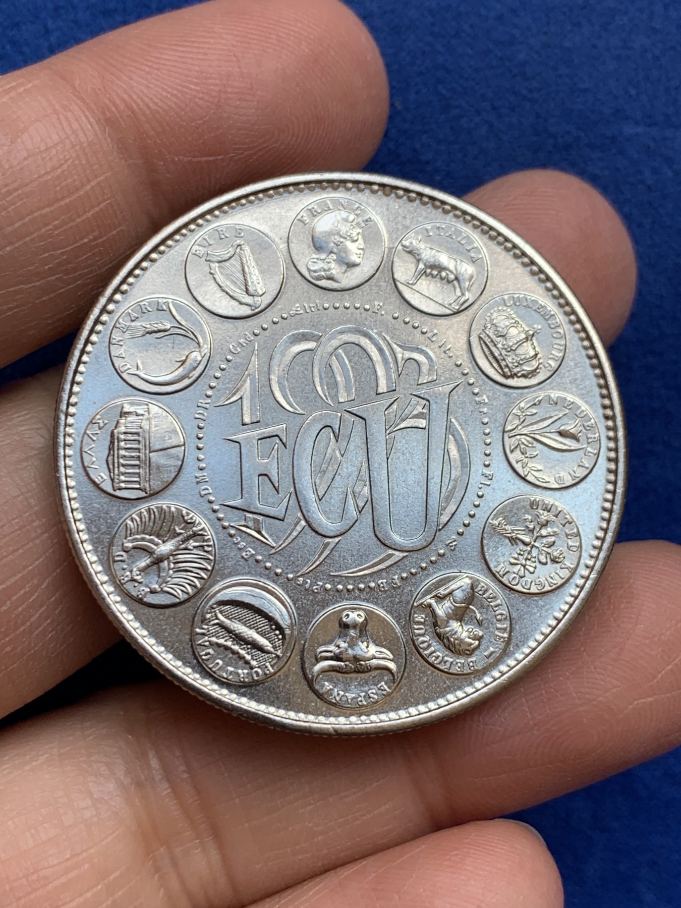 《竞宝斋》第238场-周日，周一，周二，周三 疯狂4连拍 (全场包邮) 法国 1993年 艾古镍币 30.41克 41.1mm