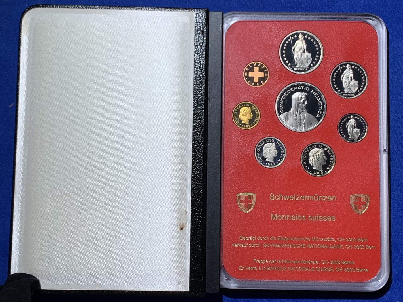 《竞宝斋》第238场-周日，周一，周二，周三 疯狂4连拍 (全场包邮) 瑞士 1982年 原盒封装 黑皮精制 套币 完美品 值得收藏