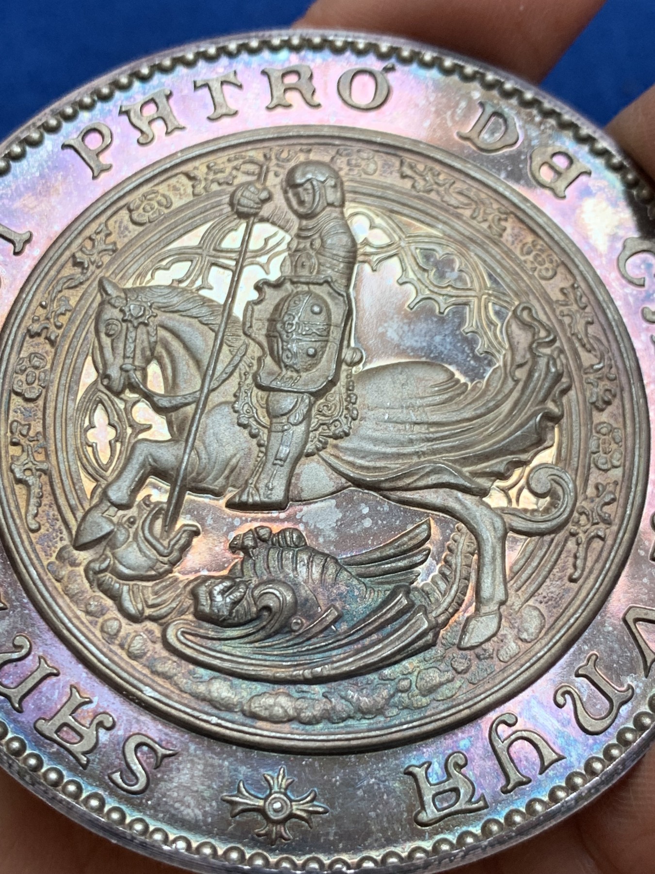 《竞宝斋》第238场-周日，周一，周二，周三 疯狂4连拍 (全场包邮) 西班牙 马剑玫瑰 高浮雕 大银章 59.9克 65.1mm