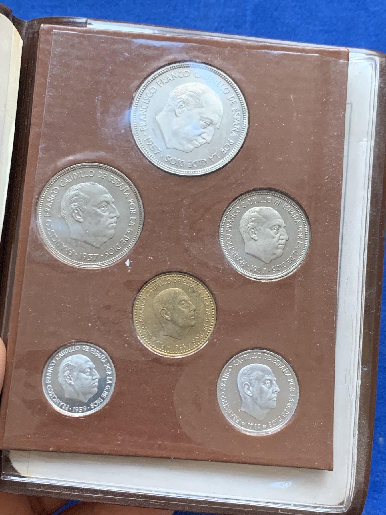 《竞宝斋》第238场-周日，周一，周二，周三 疯狂4连拍 (全场包邮) 西班牙1975独裁者弗朗哥6枚 套币，卡包