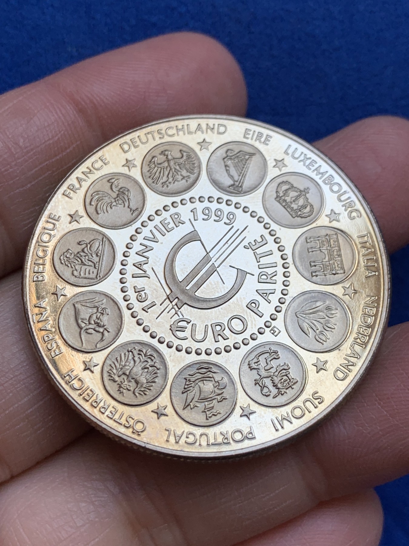 《竞宝斋》第238场-周日，周一，周二，周三 疯狂4连拍 (全场包邮) 法国 1999年 欧元纪念镍币 31克 40.9mm