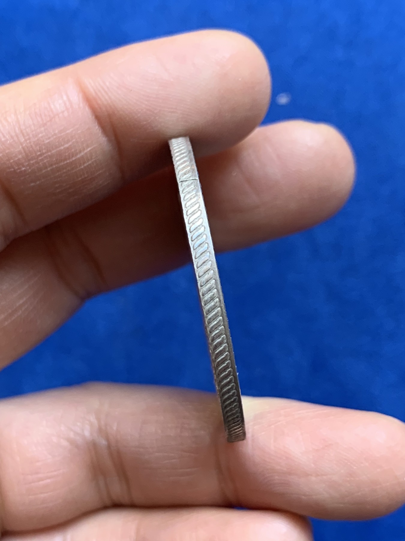 《竞宝斋》第238场-周日，周一，周二，周三 疯狂4连拍 (全场包邮) 西班牙 1973年 纪念巴塞罗那5比塞塔 银章 26.91克 39.7mm