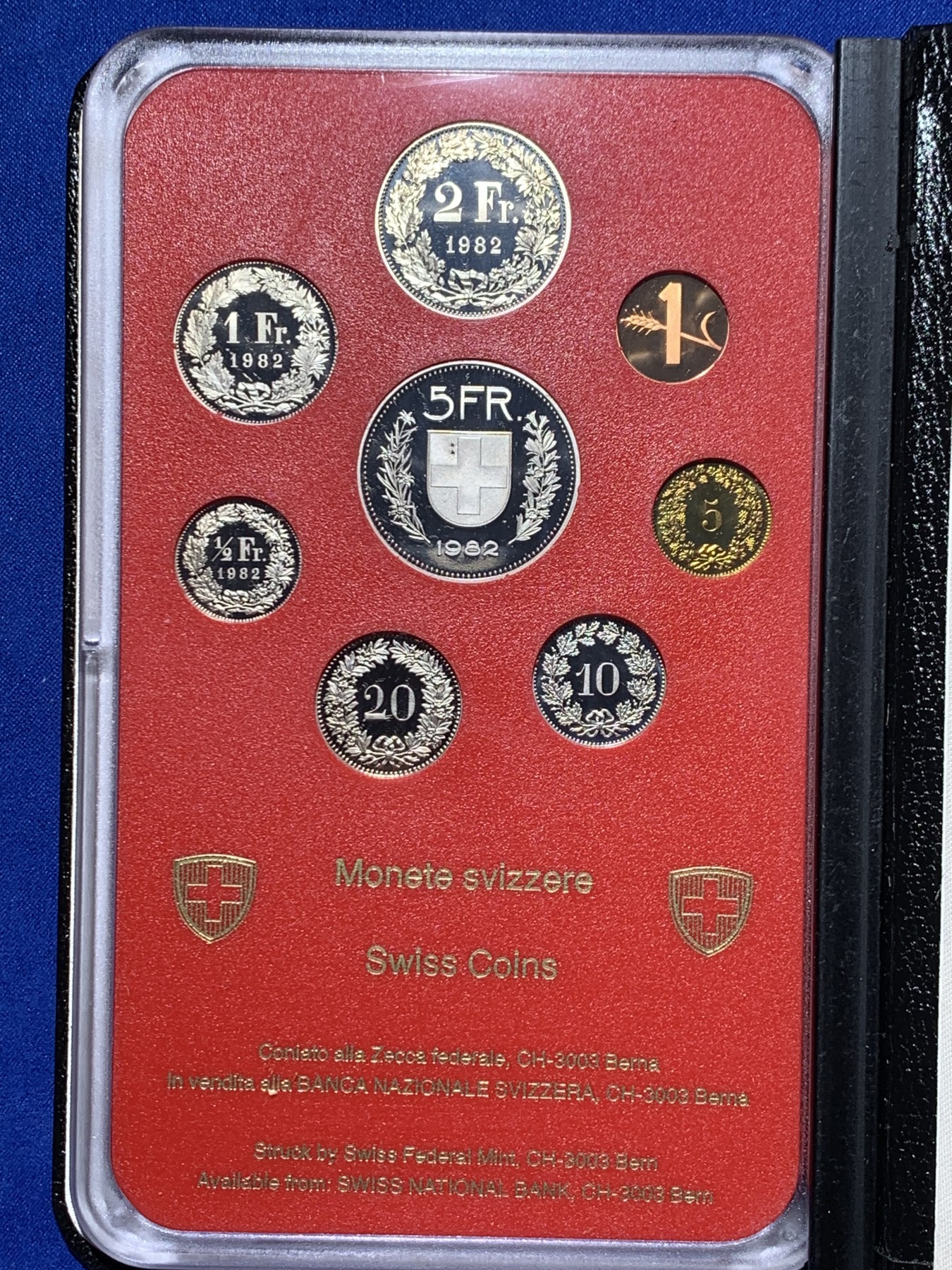 《竞宝斋》第238场-周日，周一，周二，周三 疯狂4连拍 (全场包邮) 瑞士 1982年 原盒封装 黑皮精制 套币 完美品 值得收藏