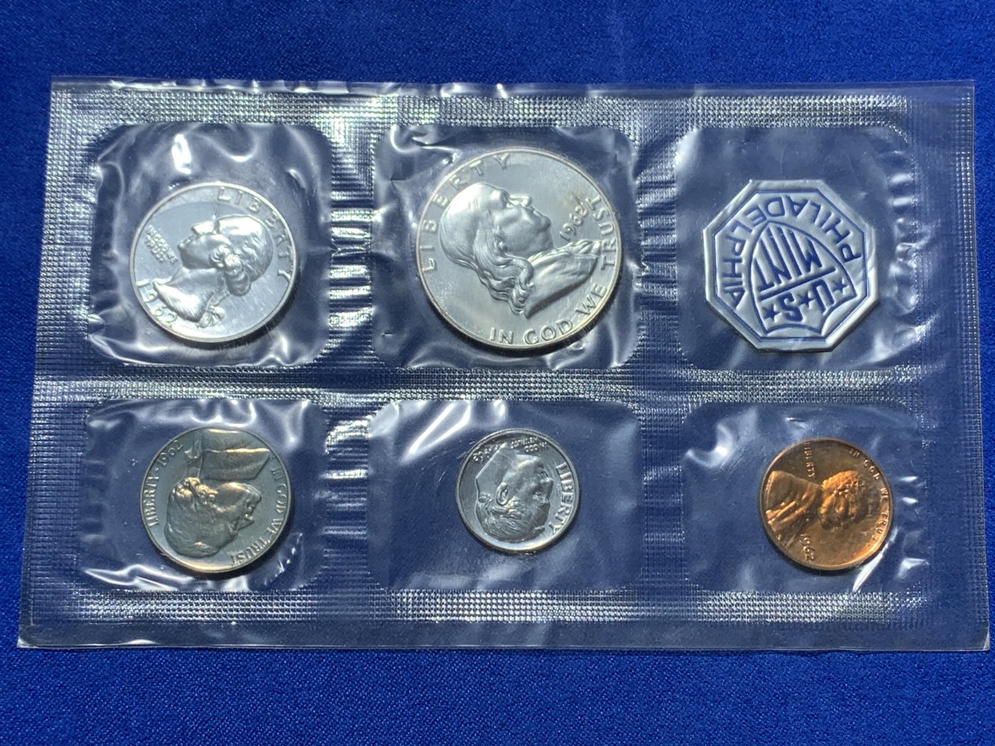 《竞宝斋》第238场-周日，周一，周二，周三 疯狂4连拍 (全场包邮) 美国1962年套币一组五枚带一枚造币厂章 其中大钟半圆和1/4美元是银币 封装