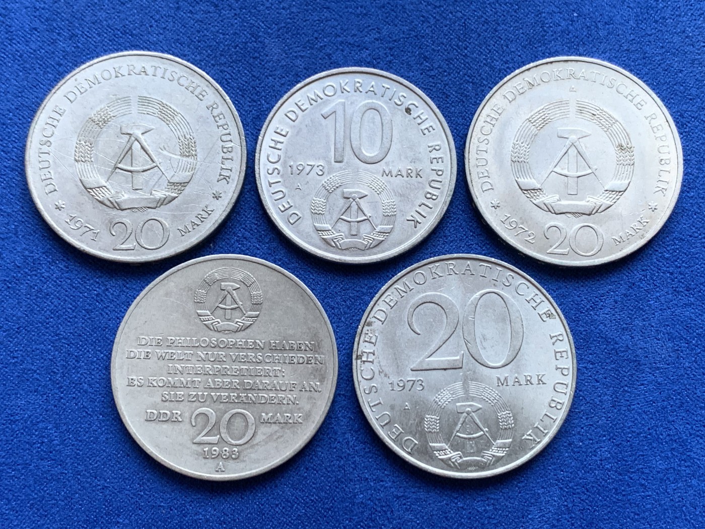 《竞宝斋》第238场-周日，周一，周二，周三 疯狂4连拍 (全场包邮) 5枚一组 东德 10-20马克 纪念币 一种历史的印记