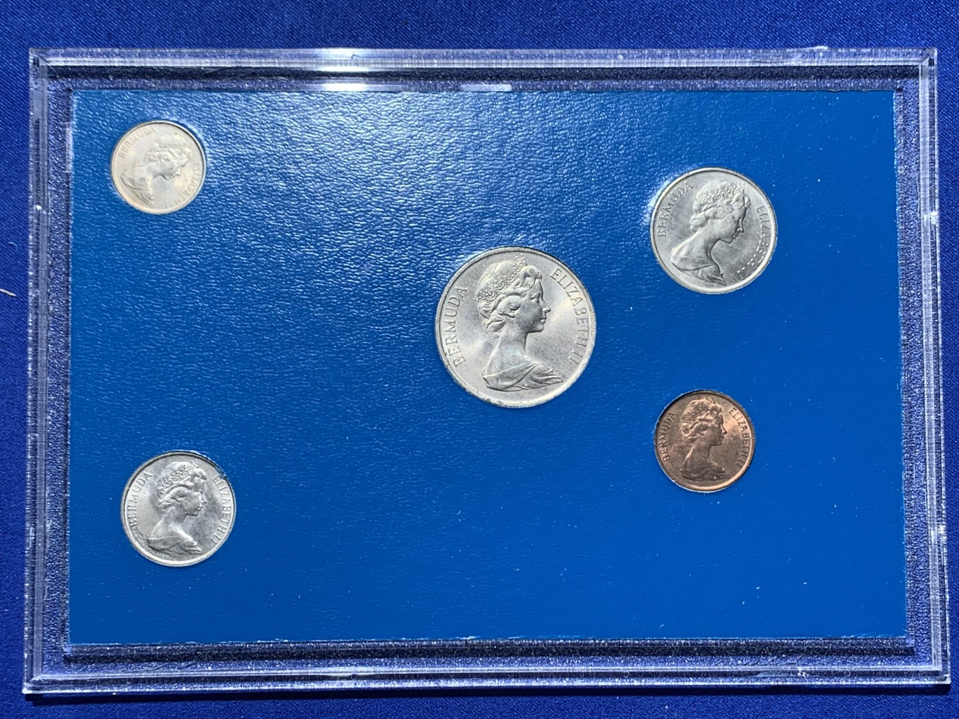 《竞宝斋》第238场-周日，周一，周二，周三 疯狂4连拍 (全场包邮) 少见 百慕大 1970 5枚装地图套币 亚克力盒装