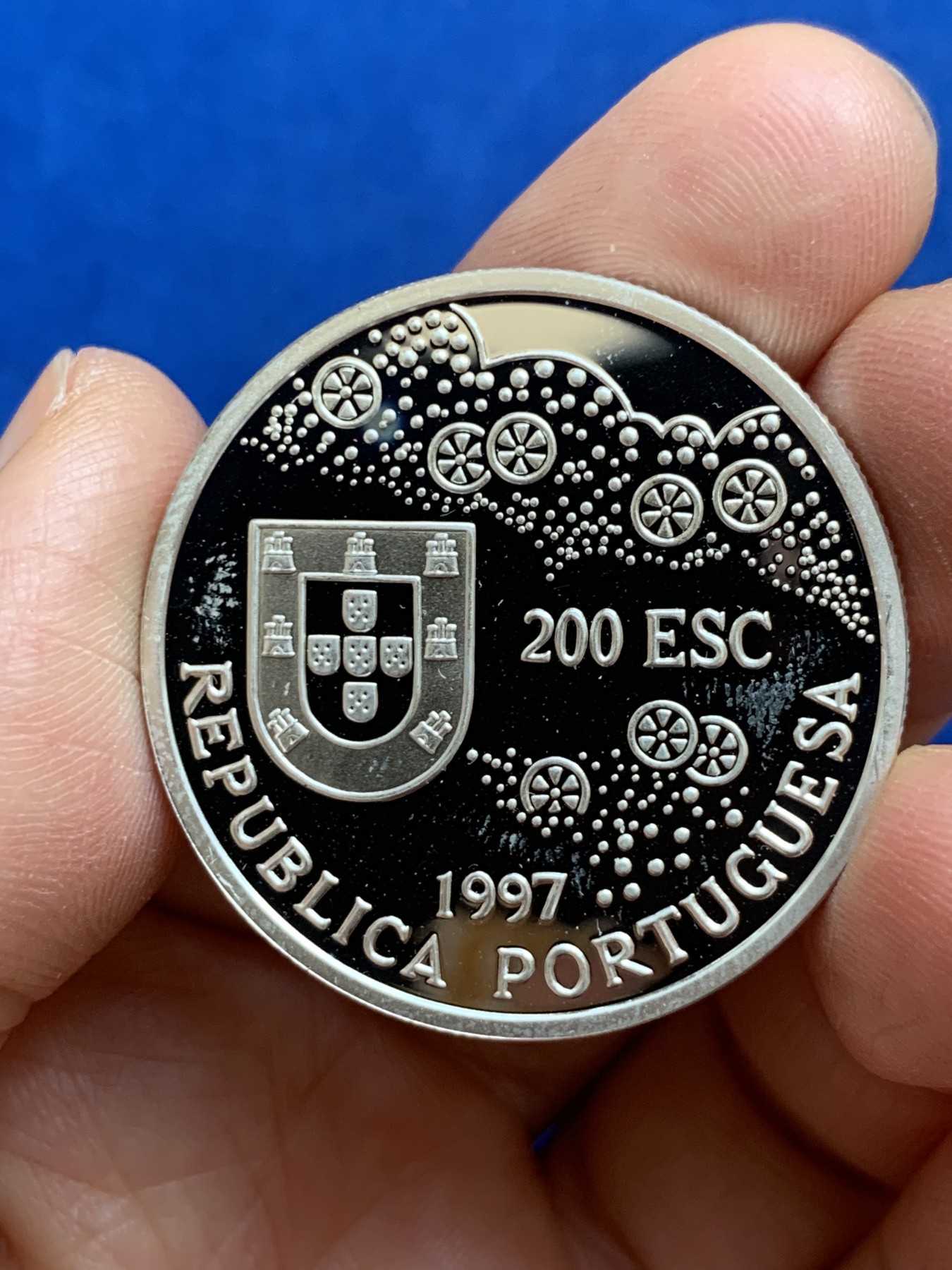 《竞宝斋》第238场-周日，周一，周二，周三 疯狂4连拍 (全场包邮) 葡萄牙1997年发现新大陆航海家系列200埃斯库多精制大银币  单枚26.5克 925银