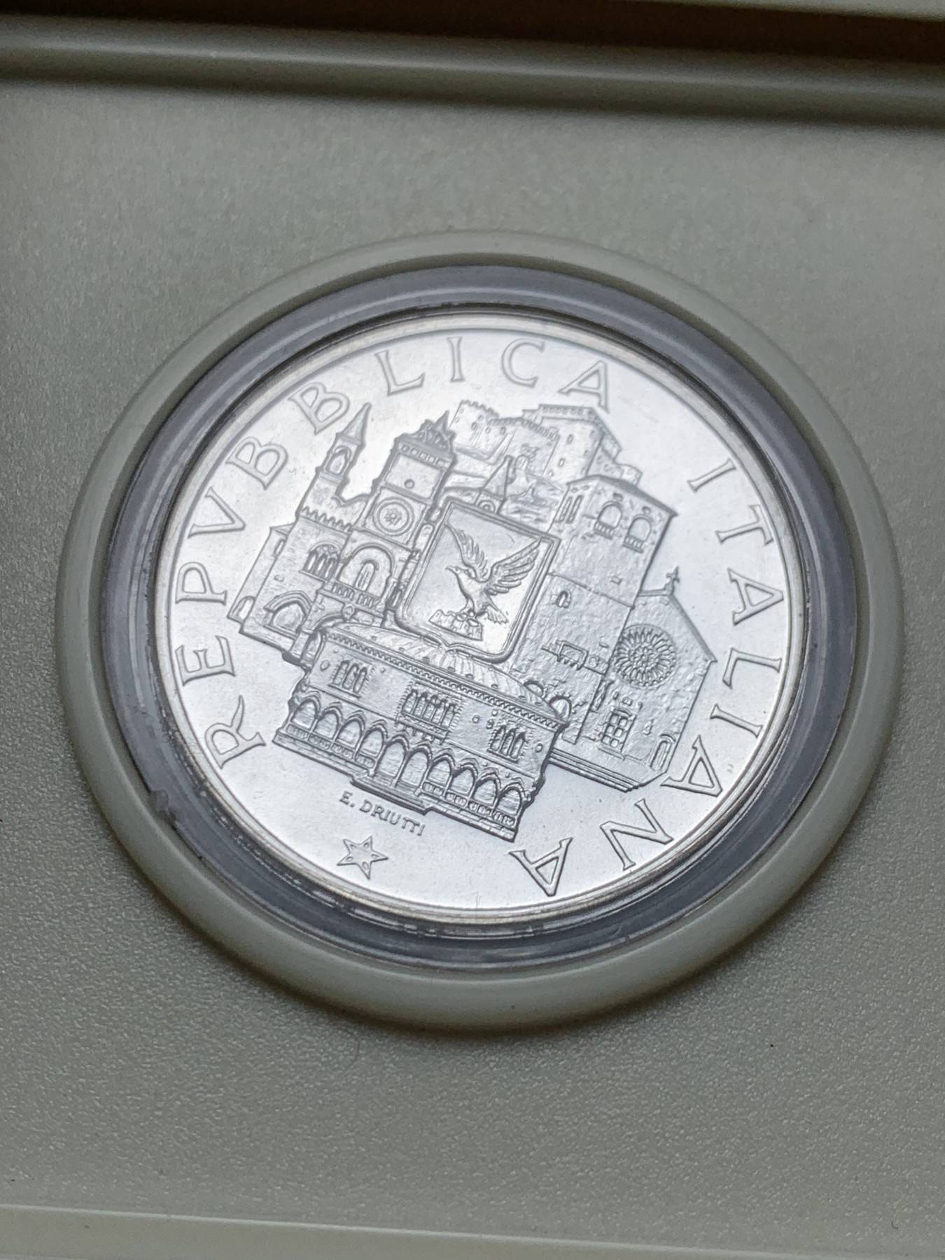 《竞宝斋》第238场-周日，周一，周二，周三 疯狂4连拍 (全场包邮) 意大利 1985年 双地球 500里拉 银币