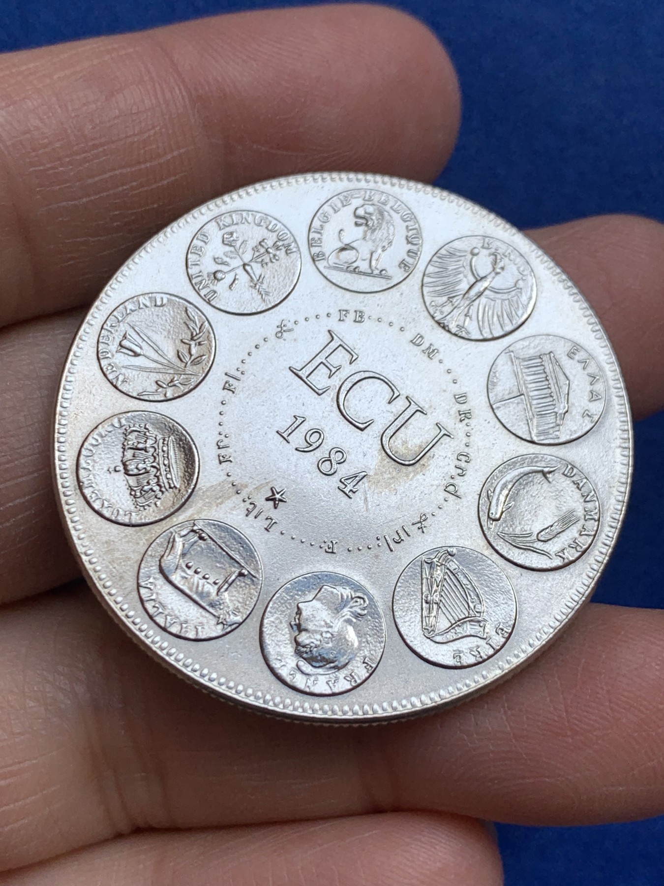 《竞宝斋》第238场-周日，周一，周二，周三 疯狂4连拍 (全场包邮) 法国 1984年 艾古镍币 30.53克 41.1mm