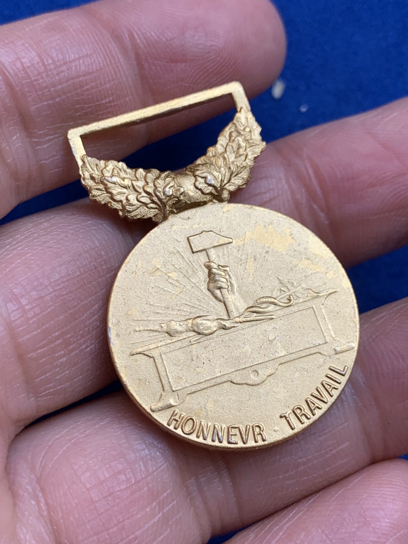 《竞宝斋》第238场-周日，周一，周二，周三 疯狂4连拍 (全场包邮) 法国 二十世纪 女神 镀金铜章 11.74克 