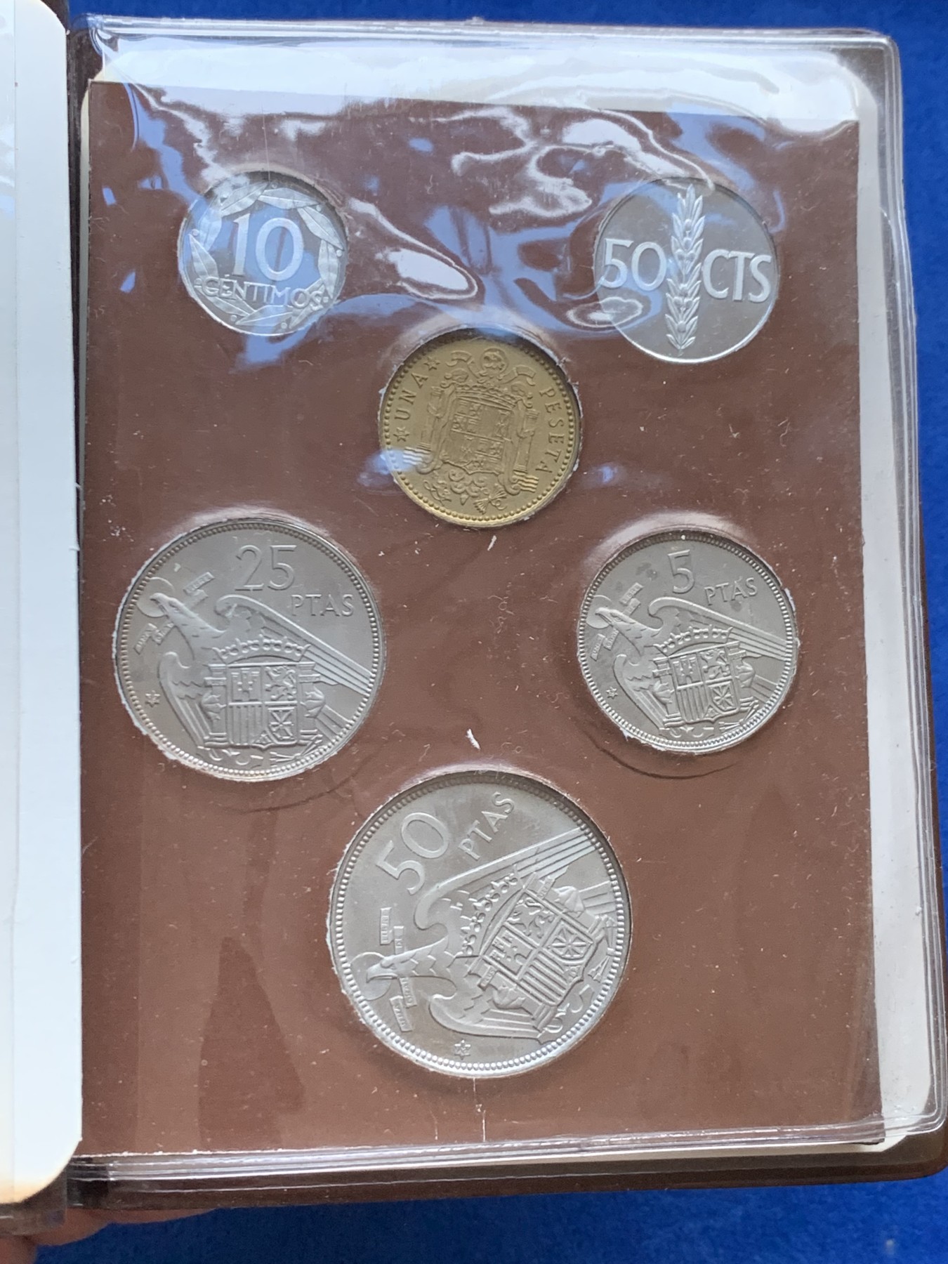 《竞宝斋》第238场-周日，周一，周二，周三 疯狂4连拍 (全场包邮) 西班牙1975独裁者弗朗哥6枚 套币，卡包