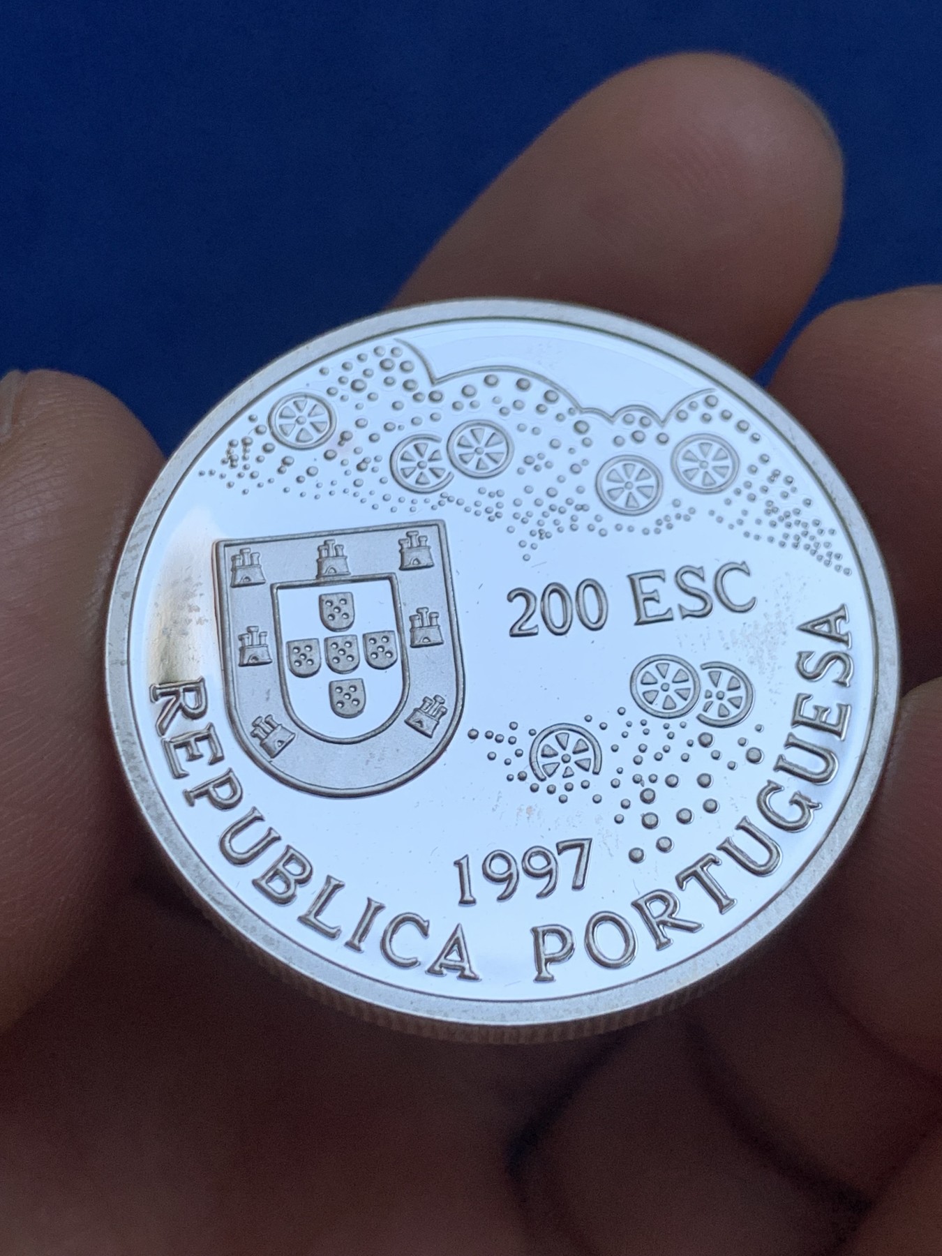 《竞宝斋》第238场-周日，周一，周二，周三 疯狂4连拍 (全场包邮) 葡萄牙1997年发现新大陆航海家系列200埃斯库多精制大银币  单枚26.5克 925银