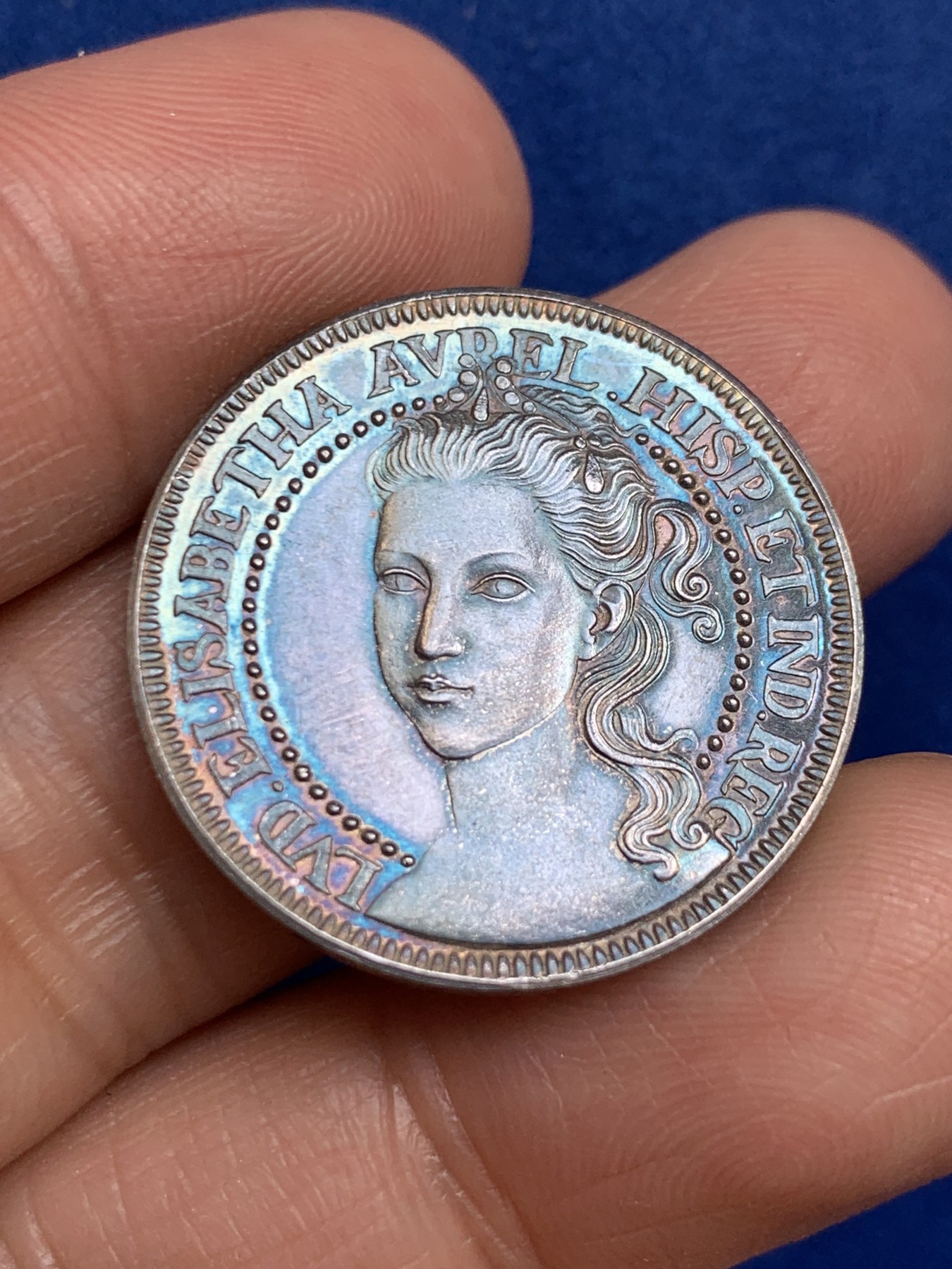 《竞宝斋》第238场-周日，周一，周二，周三 疯狂4连拍 (全场包邮) 西班牙 伊丽莎白·艾薇儿 925银章 7.14克 27mm