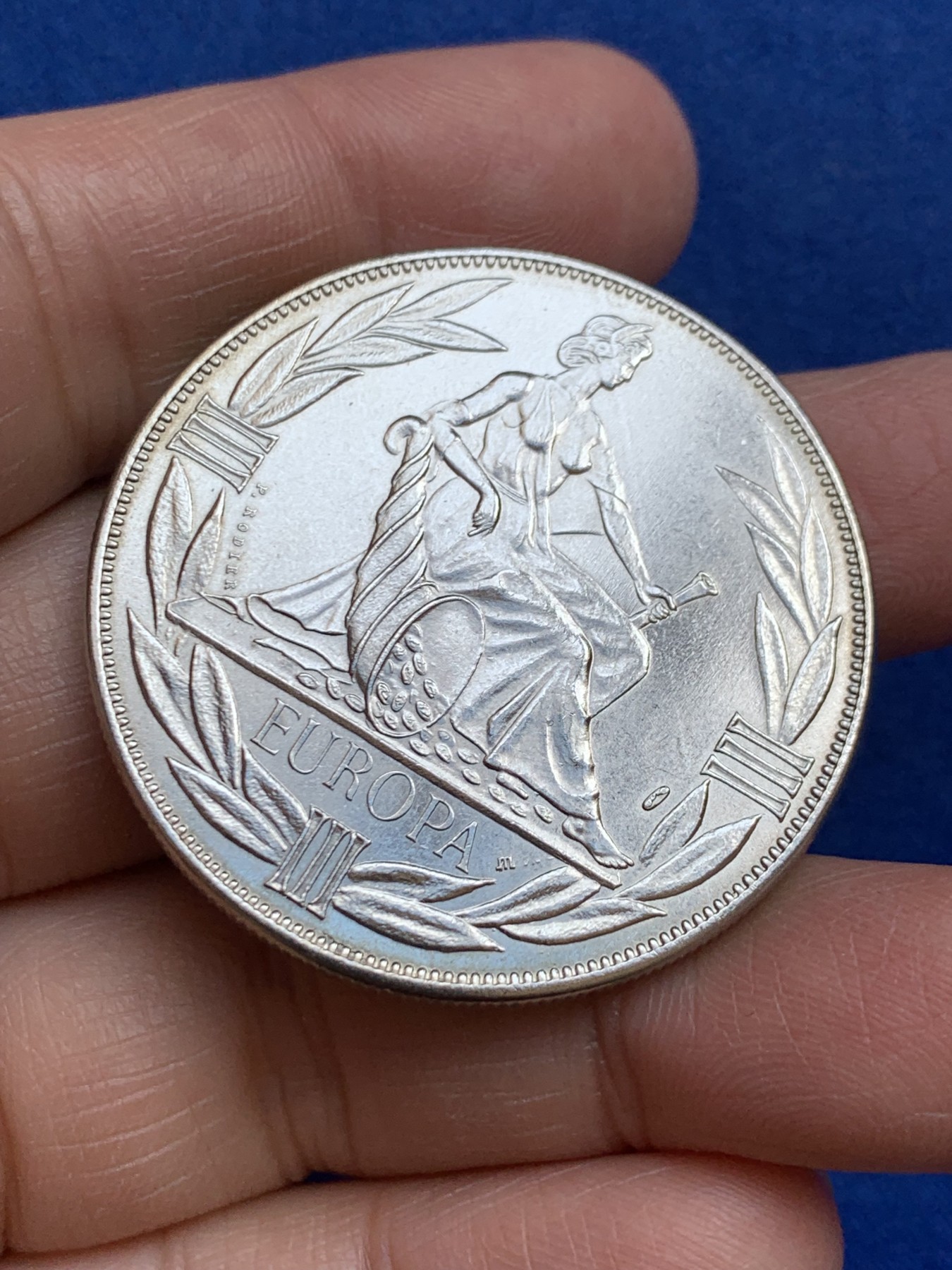 《竞宝斋》第238场-周日，周一，周二，周三 疯狂4连拍 (全场包邮) 法国 1984年 艾古镍币 30.53克 41.1mm