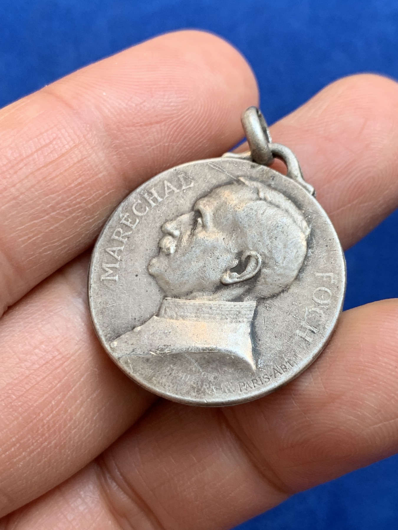 《竞宝斋》第238场-周日，周一，周二，周三 疯狂4连拍 (全场包邮) 法国 1918年 陆军统帅费迪南 8.19克 28mm