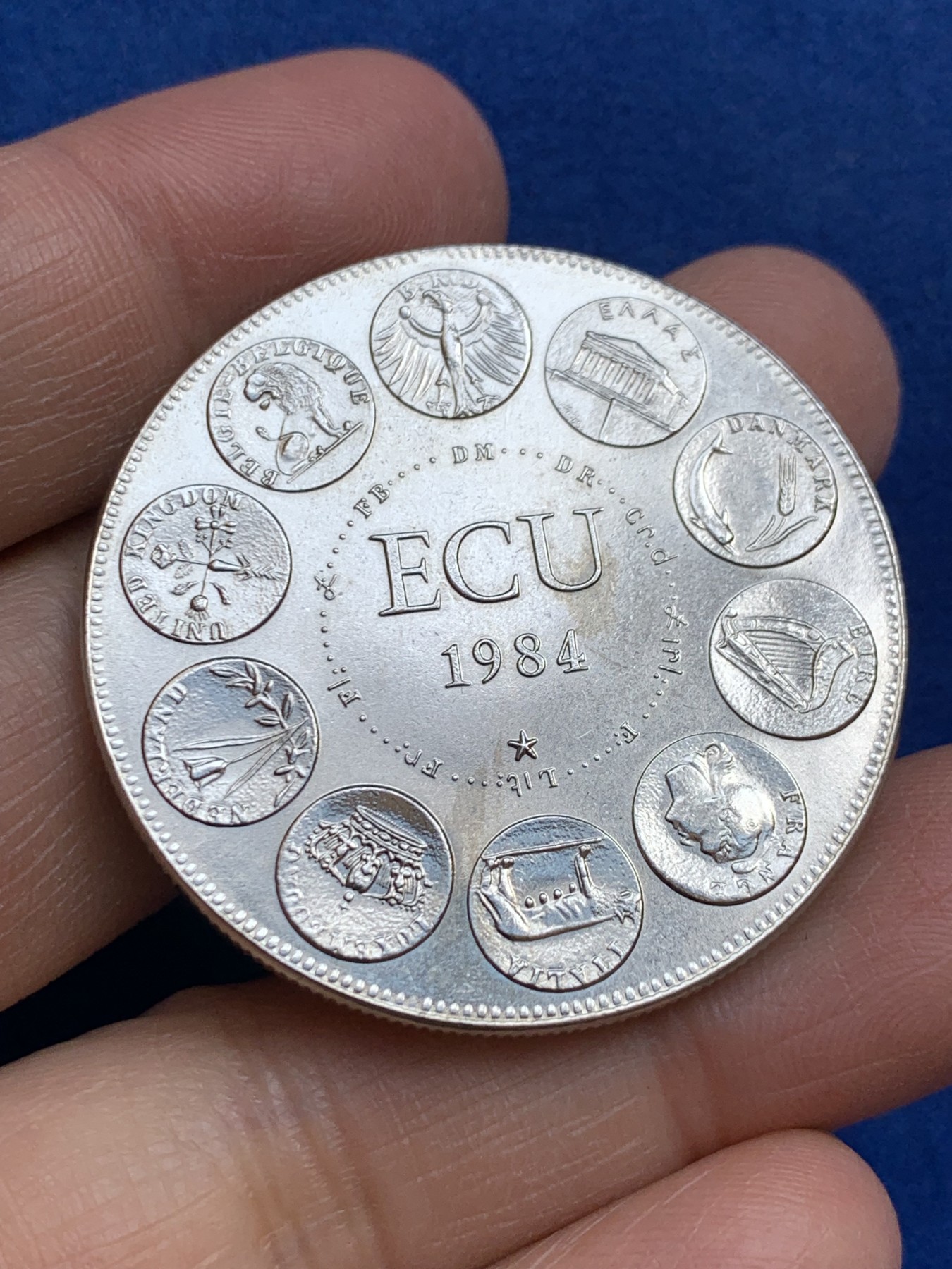 《竞宝斋》第238场-周日，周一，周二，周三 疯狂4连拍 (全场包邮) 法国 1984年 艾古镍币 30.53克 41.1mm