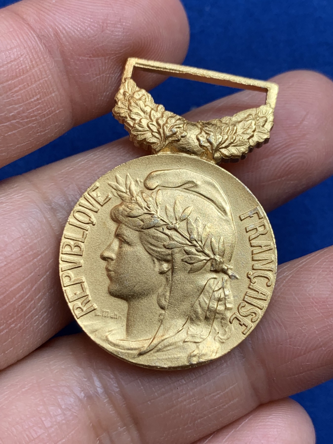 《竞宝斋》第238场-周日，周一，周二，周三 疯狂4连拍 (全场包邮) 法国 二十世纪 女神 镀金铜章 11.74克 