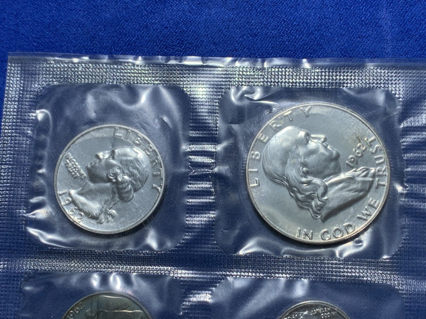 《竞宝斋》第238场-周日，周一，周二，周三 疯狂4连拍 (全场包邮) 美国1962年套币一组五枚带一枚造币厂章 其中大钟半圆和1/4美元是银币 封装