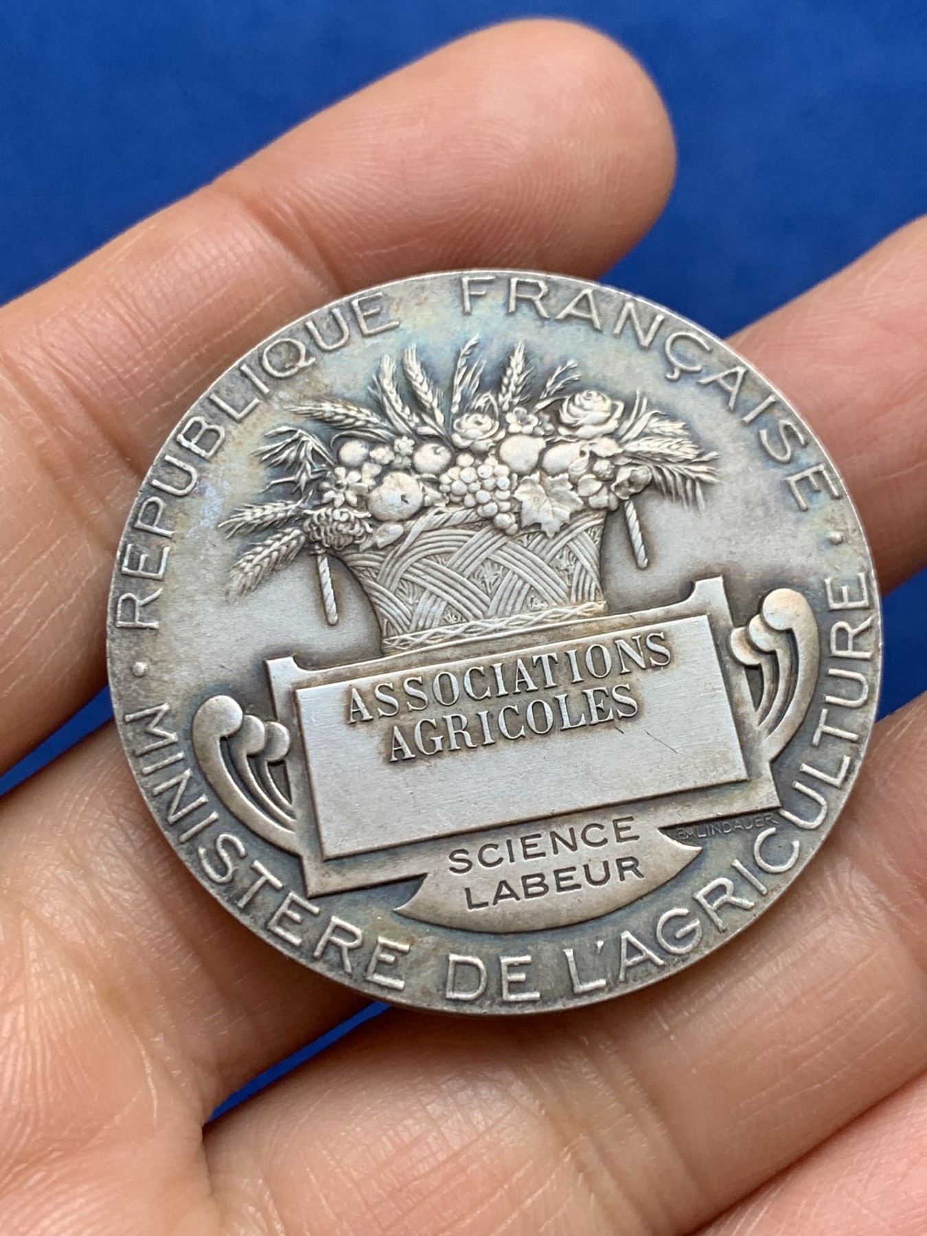 《竞宝斋》第238场-周日，周一，周二，周三 疯狂4连拍 (全场包邮) 法国19世纪初播种银章 37.07克 40.9mm