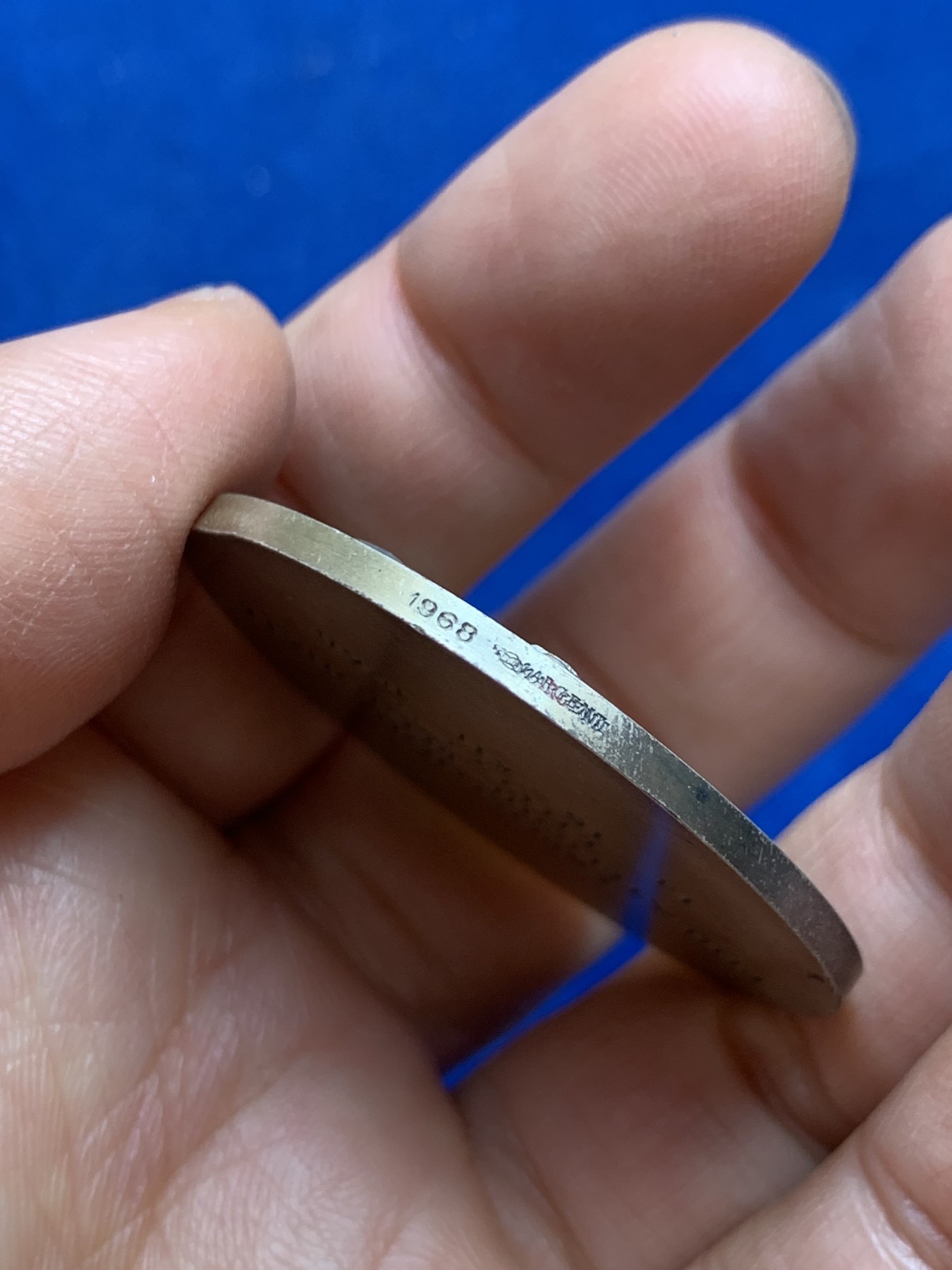 《竞宝斋》第238场-周日，周一，周二，周三 疯狂4连拍 (全场包邮) 法国1968历史人物 单面银章 35.06克 41.2mm