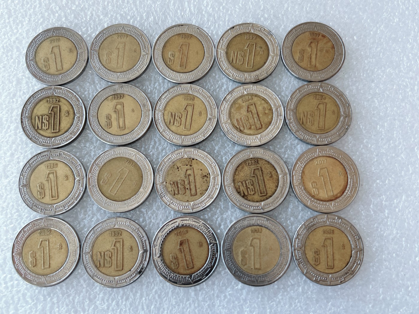 第一海外回流一元起拍收藏 本月最后一期 第61期 墨西哥1比索玛雅鹰蛇 双金属币 20枚