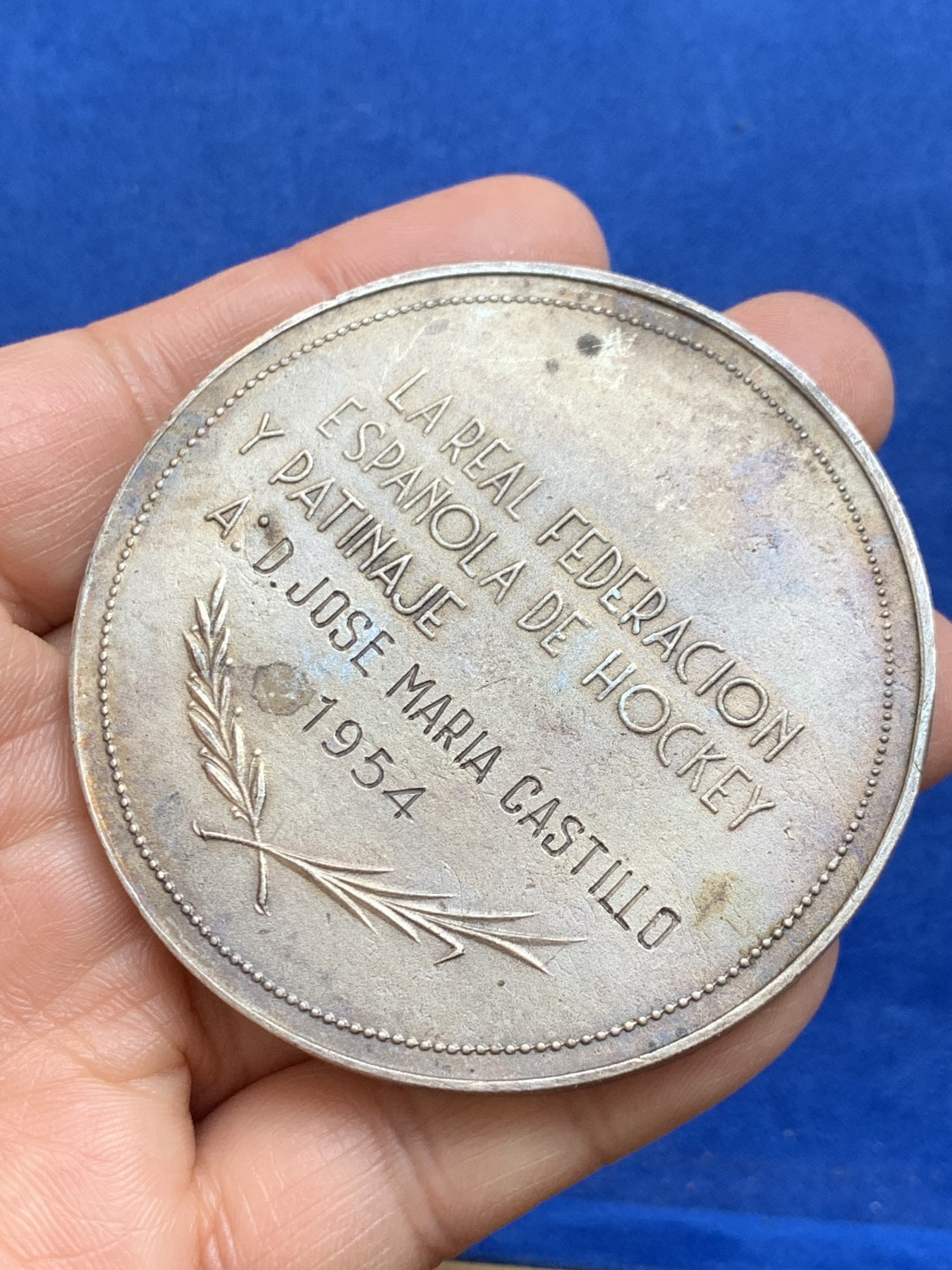 《竞宝斋》第238场-周日，周一，周二，周三 疯狂4连拍 (全场包邮) 西班牙1954年 大银章 116.45克 65.7mm