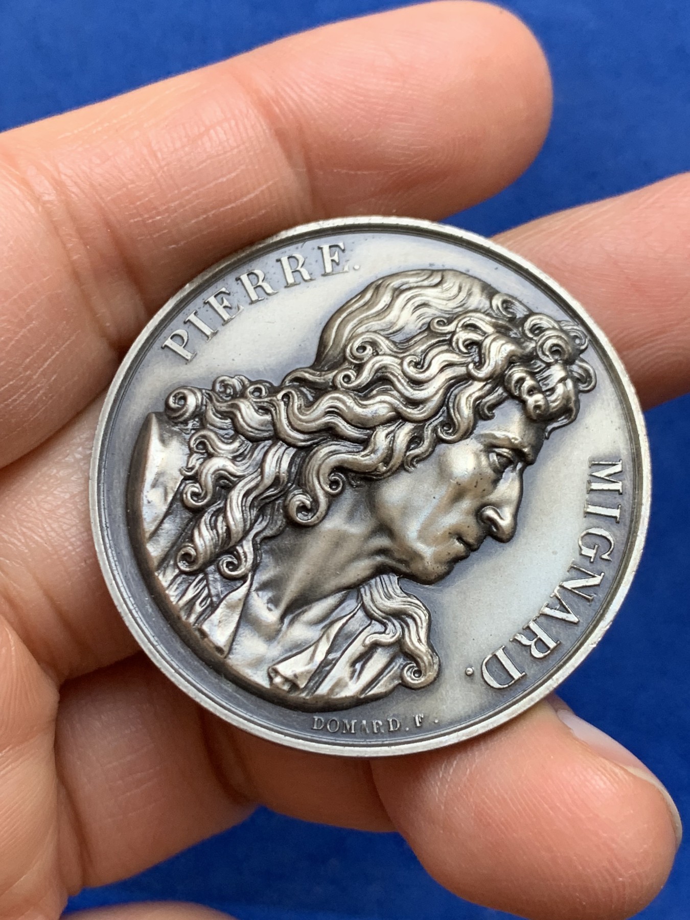 《竞宝斋》第238场-周日，周一，周二，周三 疯狂4连拍 (全场包邮) 法国1968历史人物 单面银章 35.06克 41.2mm